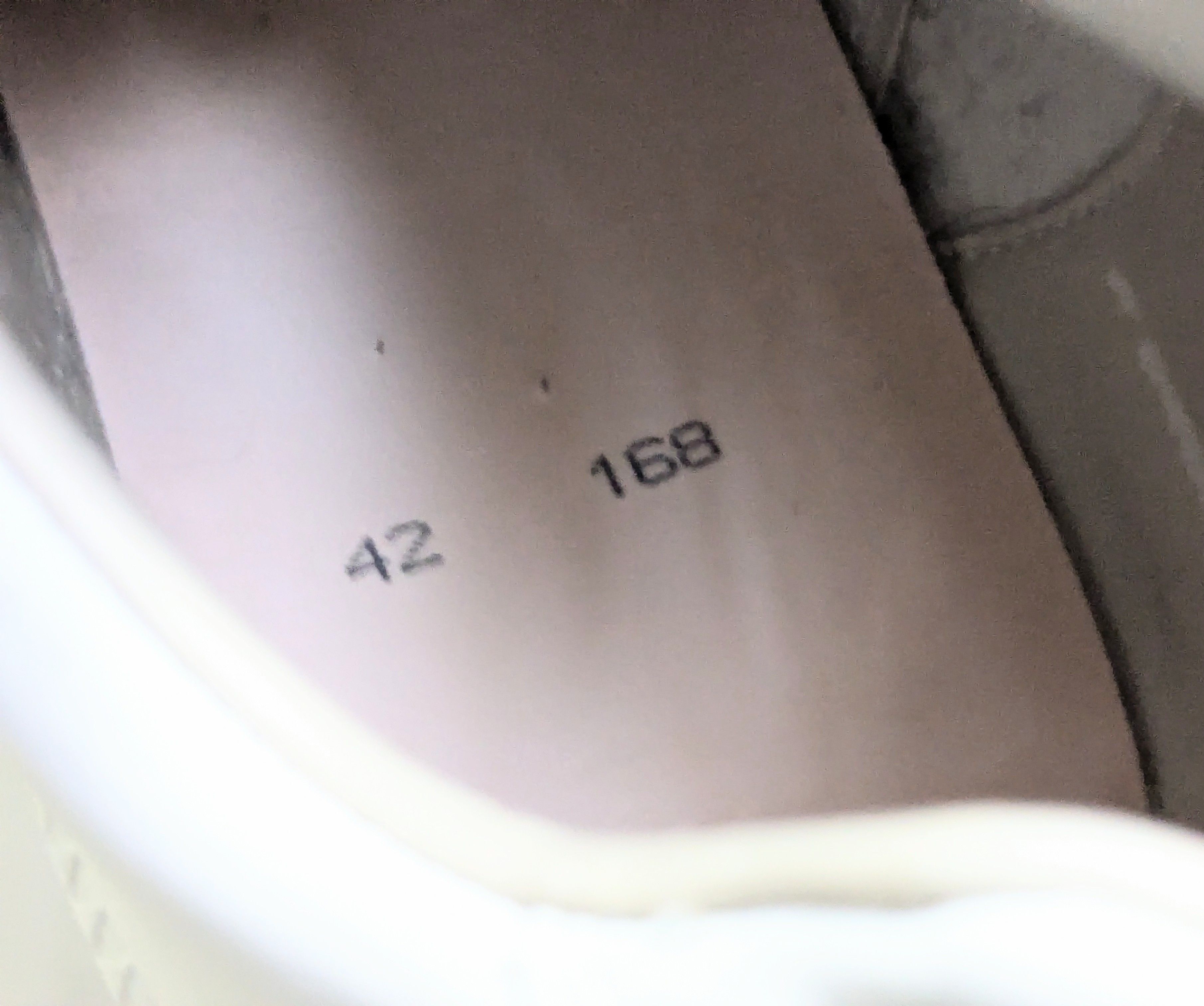 Maison Margiela Maison Margiela Replica GAT White 9 42 Low Tops Leather Size US 9 / EU 42 - 7 Thumbnail