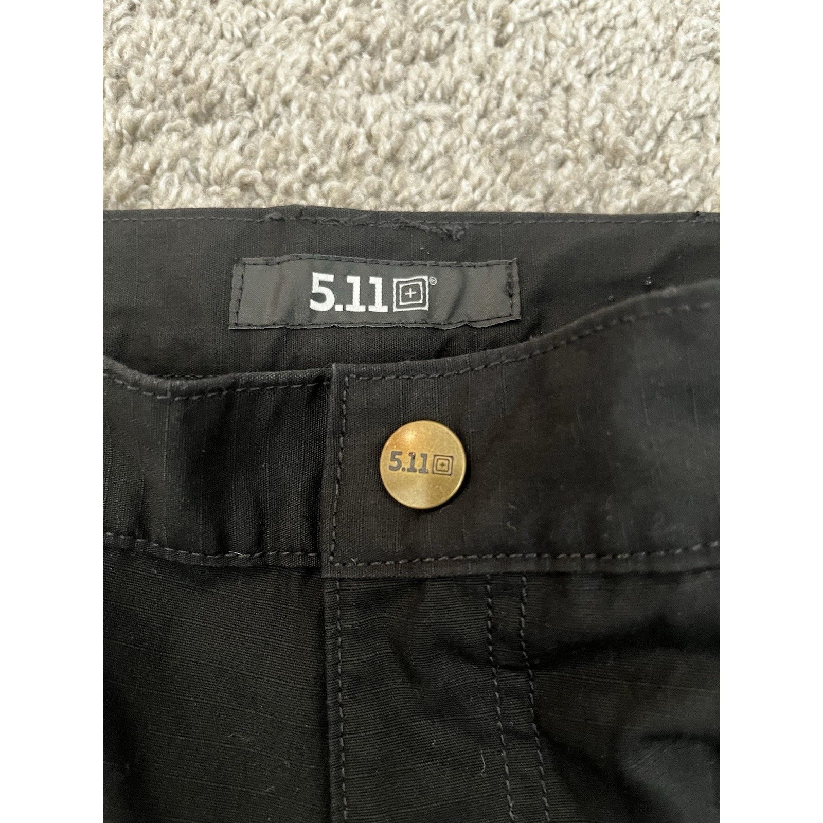 5.11 5.11 Tactical Cargo Shorts Black 30 Ripstop Utility Outdoor Size US 30 / EU 46 - 13 Thumbnail