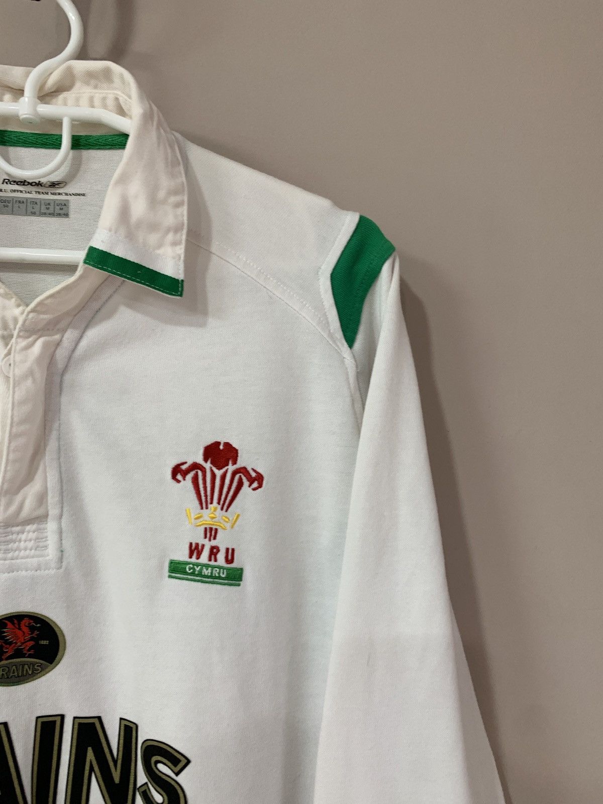 Reebok Wales 2003 Away Rugby Union Vintage Shirt Reebok Size M Size US M / EU 48-50 / 2 - 4 Thumbnail