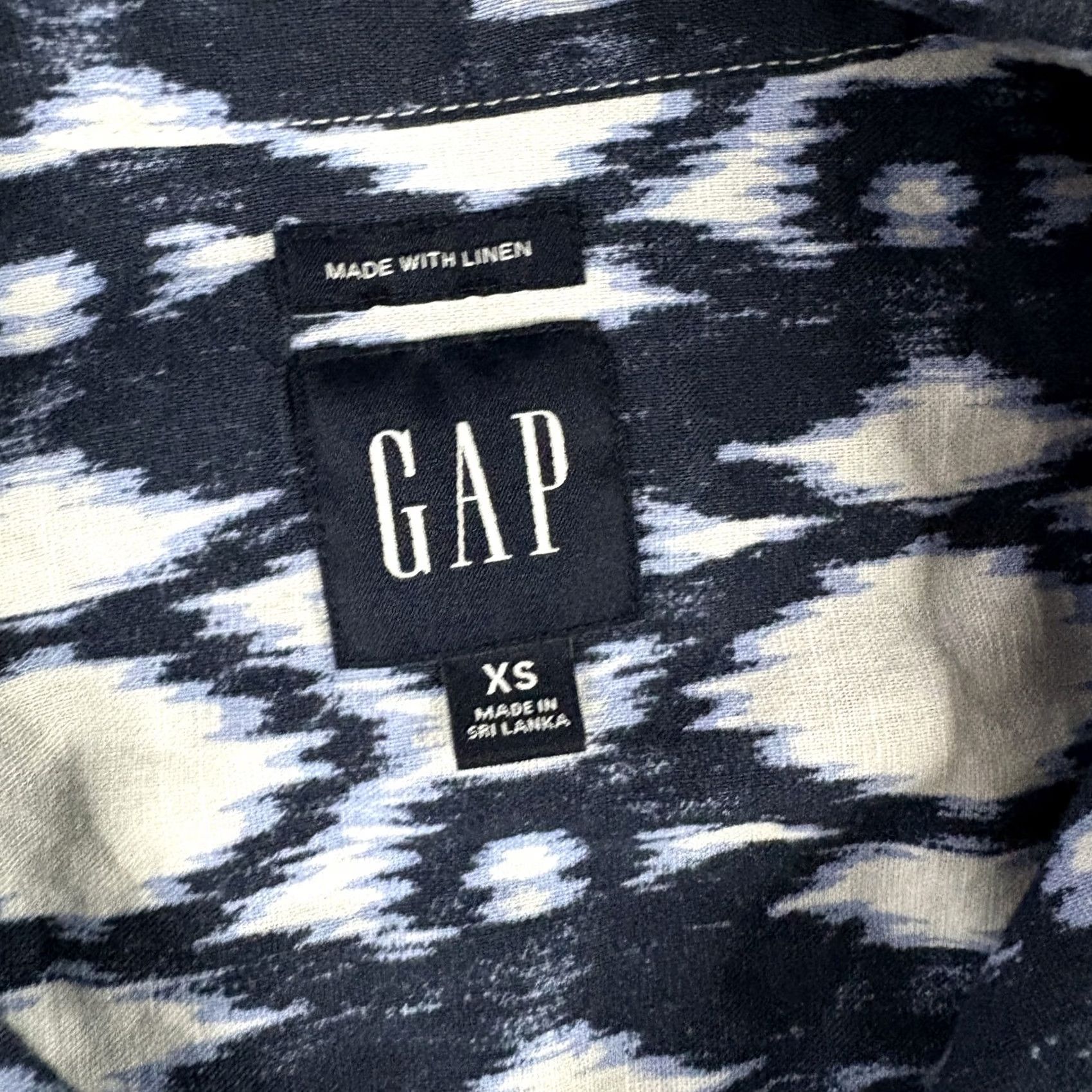 Gap GAP Shirt XS Blue White Ikat Print Linen Cotton Button Up Summer Mens Short Sleeve Size US XS / EU 42 / 0 - 3 Thumbnail