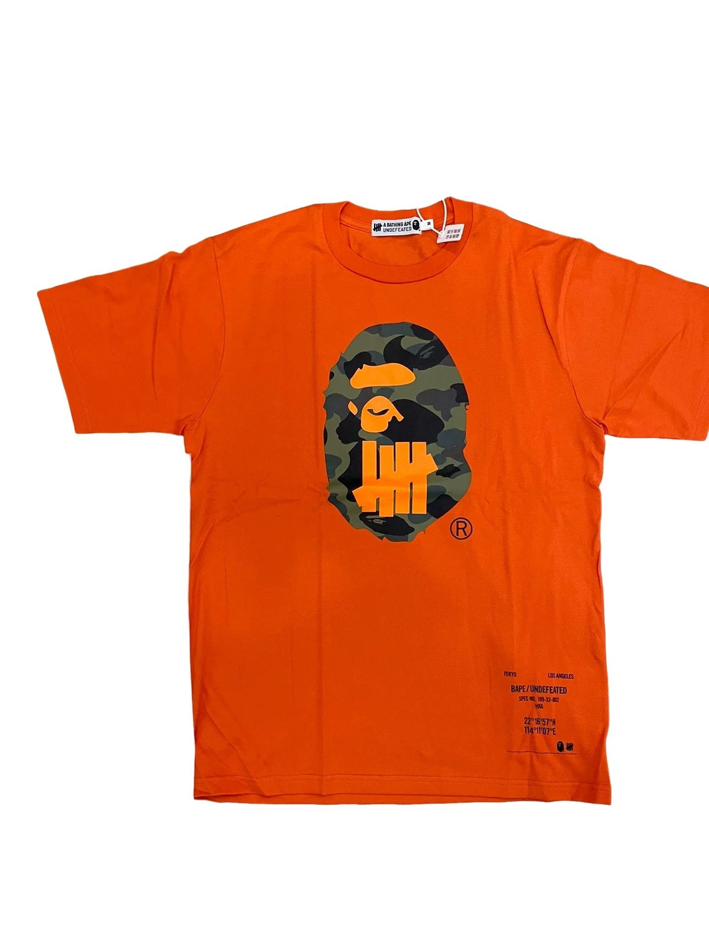 Bape A Bathing Ape x Undefeated Camo Ape Head T-Shirt Size M Size US M / EU 48-50 / 2 - 1 Thumbnail