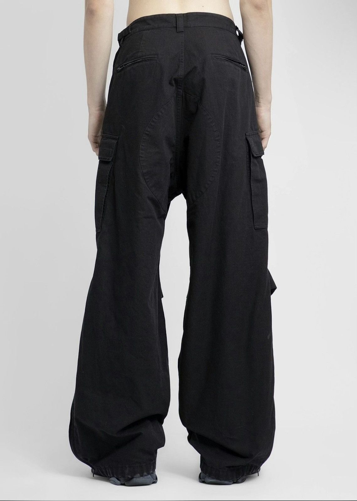 Balenciaga FW22 Flared Pulled Cargos Size US 32 / EU 48 - 2 Thumbnail