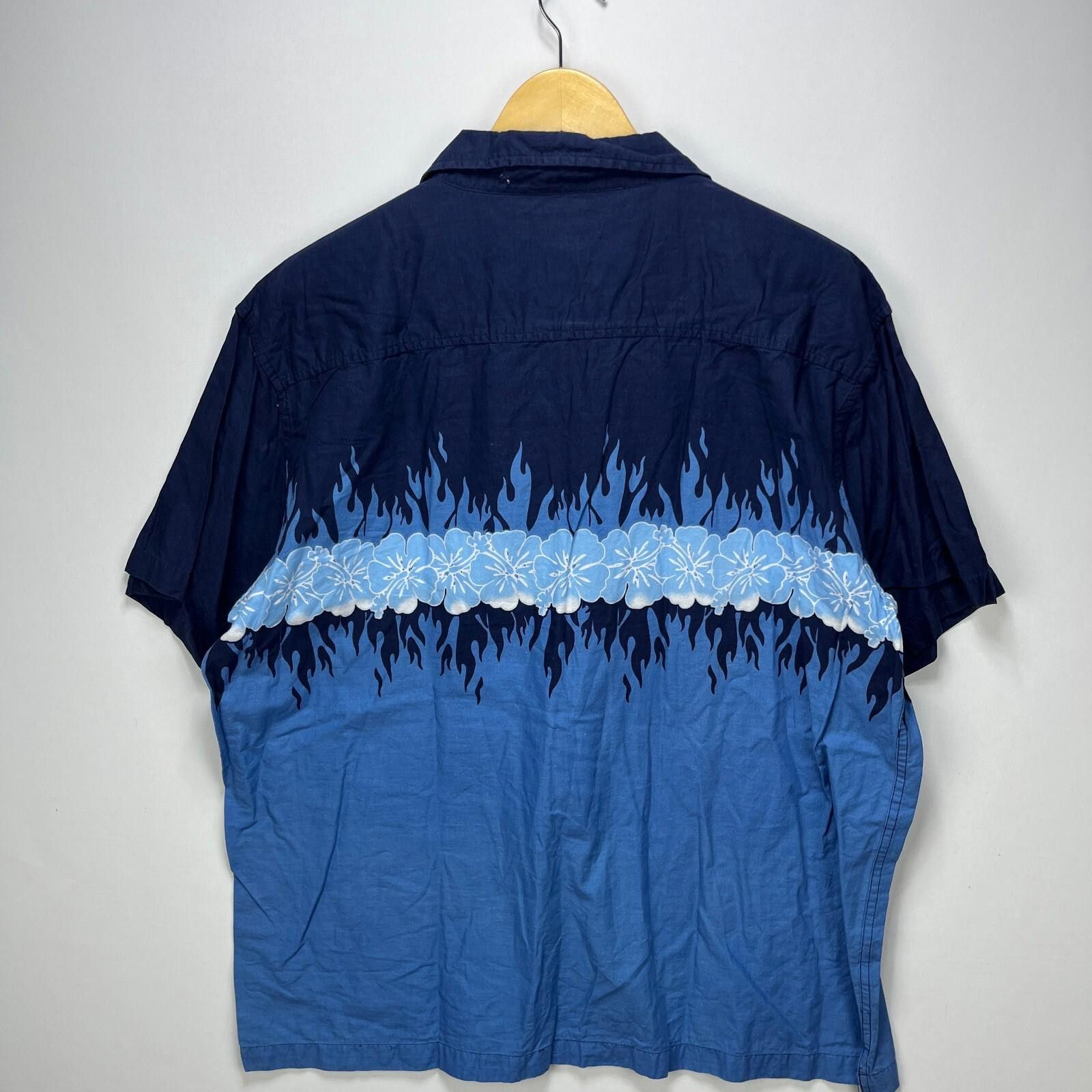 Vintage Vintage Y2K Hawaii Flaes Skate Surf Button Up Shirt Large Size US L / EU 52-54 / 3 - 5 Thumbnail