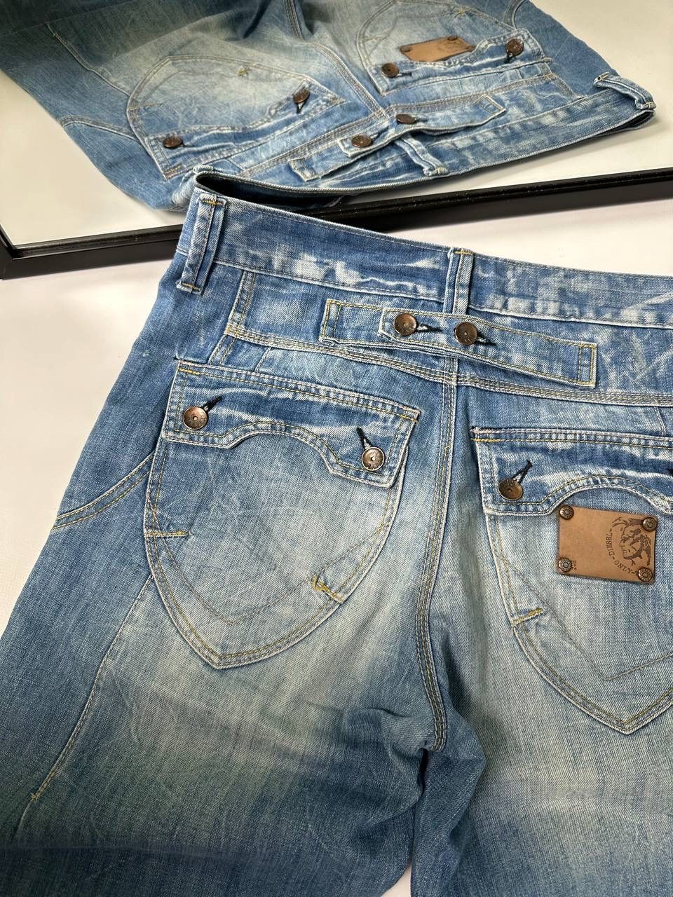 Diesel × Jean × Vintage 🔥90’s Vintage Made in Italy Diesel Jeans Short Size US 32 / EU 48 - 4 Thumbnail
