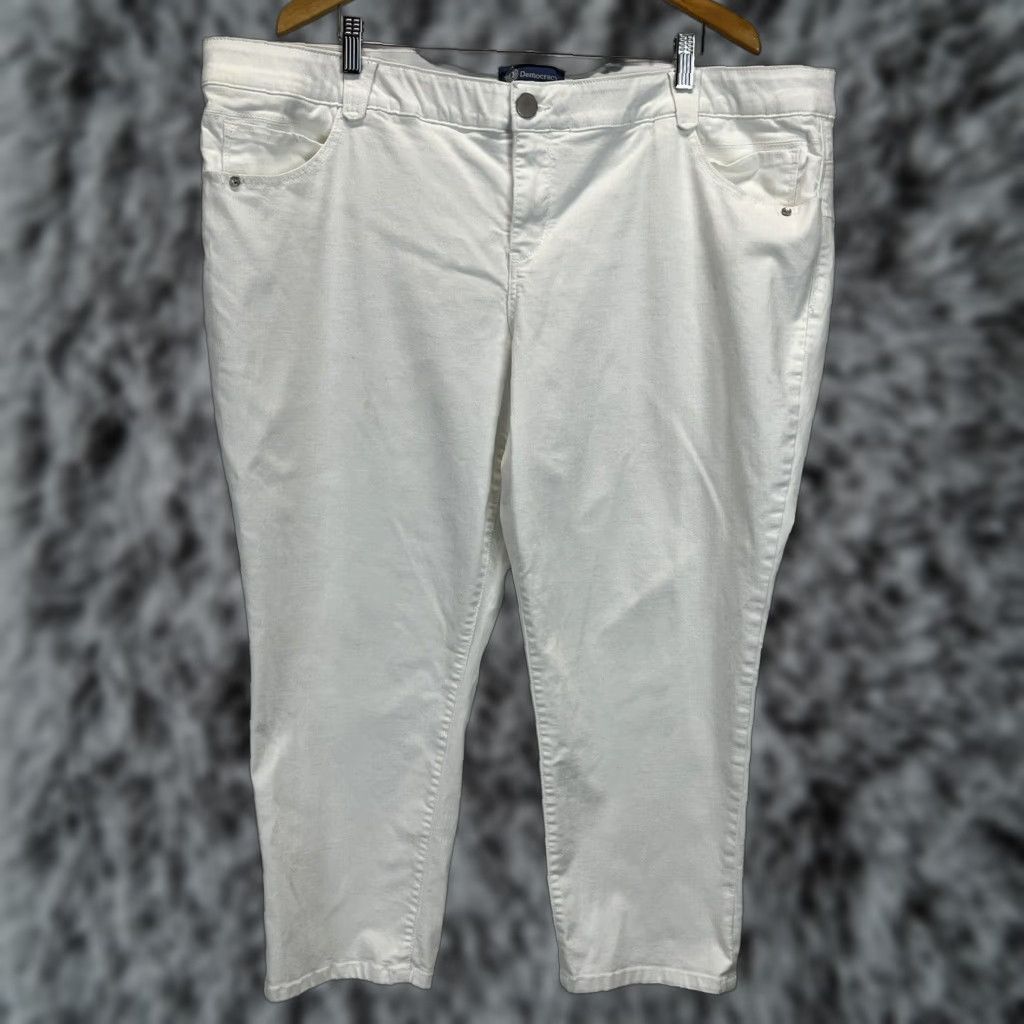 Vintage Democracy Absolution Cropped Capri White Jeans Sz 24W Plus GUC Size 42" / US 20 - 1 Thumbnail