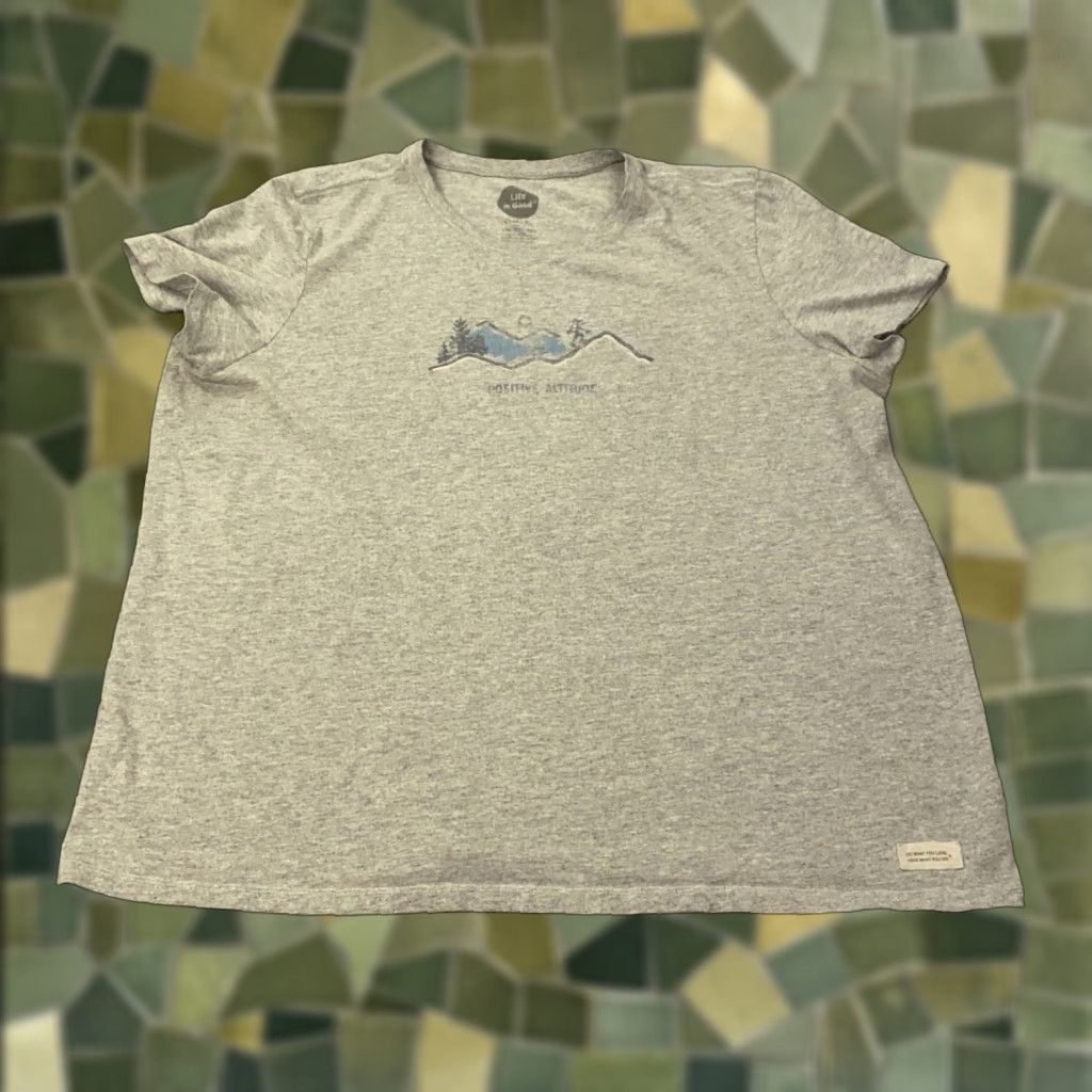 Life is Good Life is Good Womens Shirt Top XXL Gray Crusher Tee Positive Altitude Shirt Womens 2XL Gray T-Shirt Casual Travel 60 Day Return Policy Size XXL / US 16-18 / IT 52-54 - 1 Thumbnail