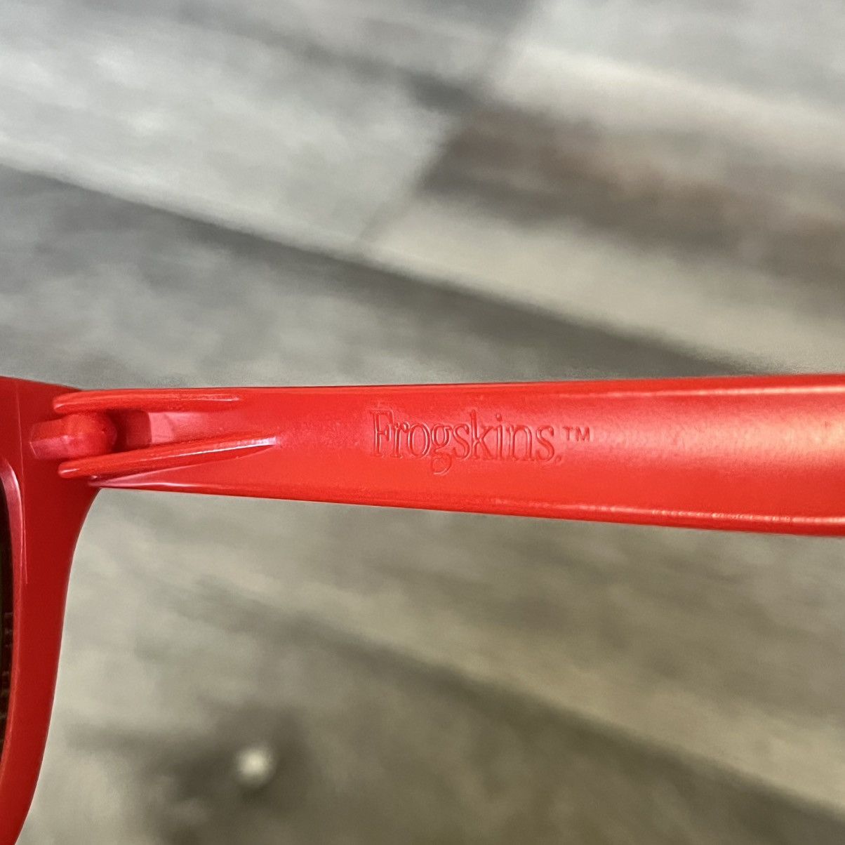 Oakley Oakley FROGSKINS Collection Matte Red Iridium Lens OO9013-92 Size ONE SIZE - 8 Thumbnail