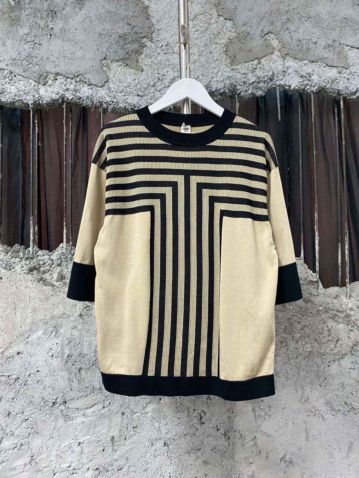 Hermes Hermes Knit Short Sleeve Top - dmc Size US XS / EU 42 / 0 - 1 Thumbnail