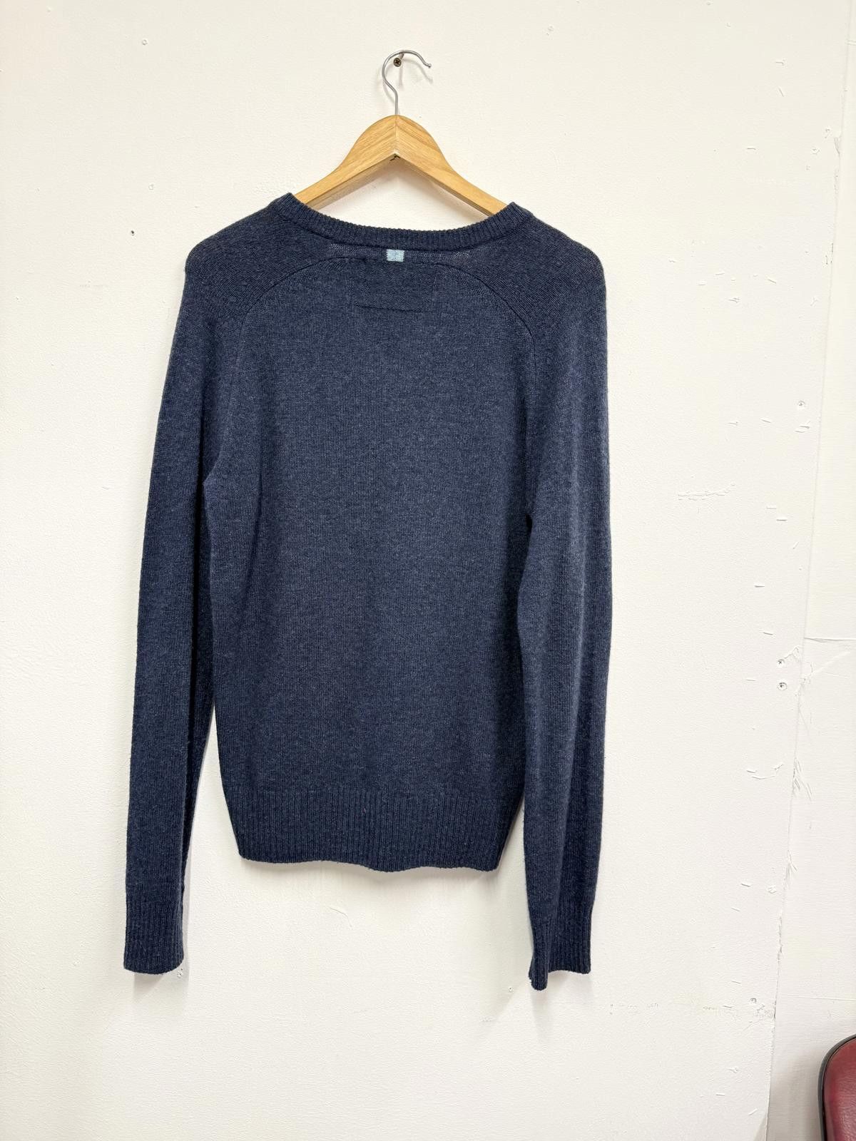 Original Penguin Original Penguin Mens V-neck Sweater Navy Blue Size S Size US S / EU 44-46 / 1 - 3 Thumbnail