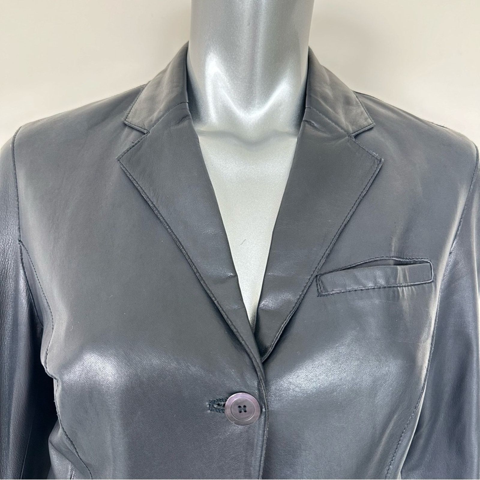 Other Leather women jacket Italian brand size 42IT or 6 US Size M / US 6-8 / IT 42-44 - 2 Thumbnail