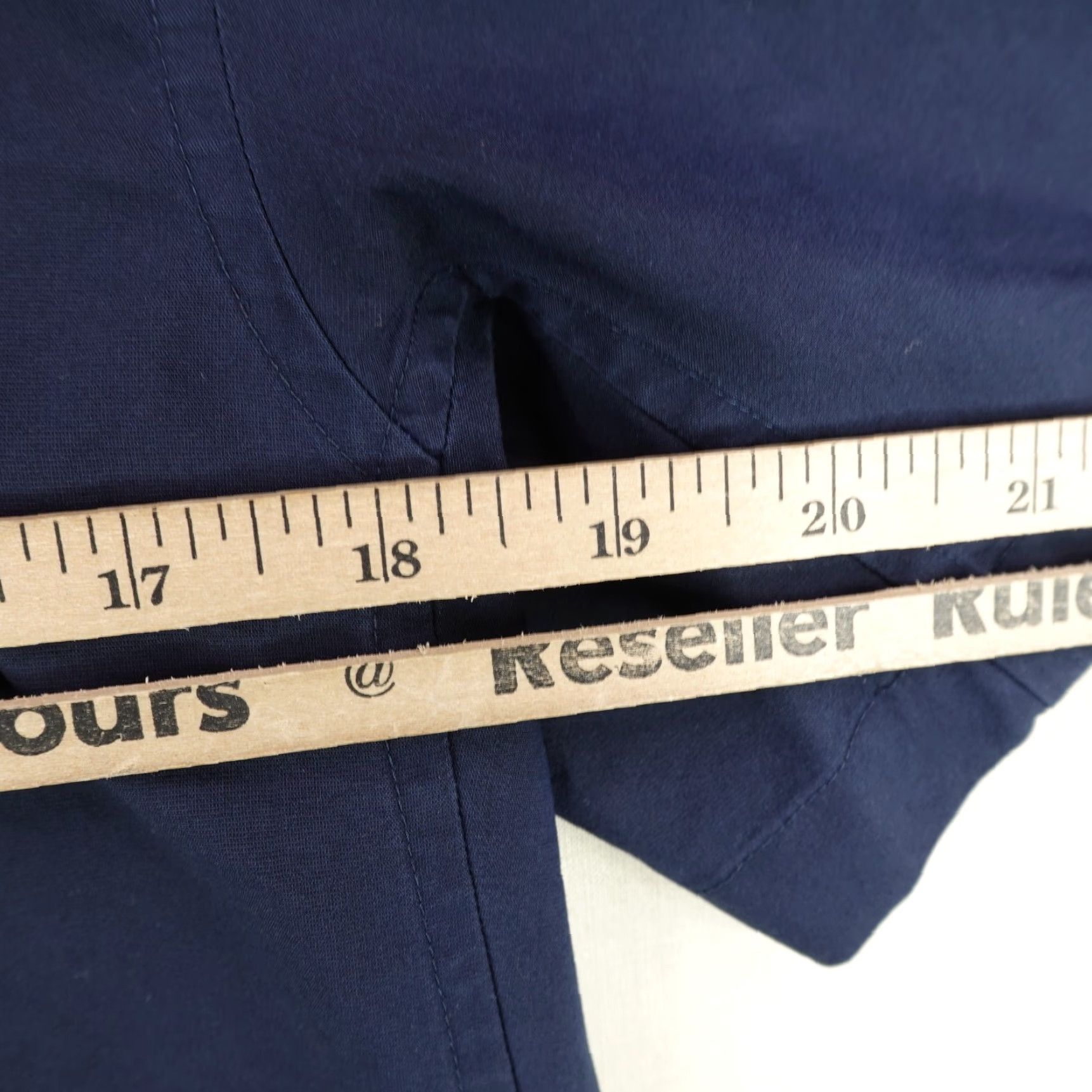 Lululemon Lululemon Shirt Womens Medium Blue Slim Fit Button Up Performance Size M / US 6-8 / IT 42-44 - 5 Thumbnail