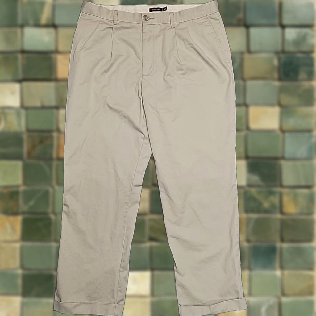 Dockers VINTAGE Dockers Pants Mens 36x30 Beige Twill Chino Pleated Cuffed 100% Cotton Y2K Men Pants Brown Solid Pockets Casual Mens Size US 36 / EU 52 - 1 Thumbnail