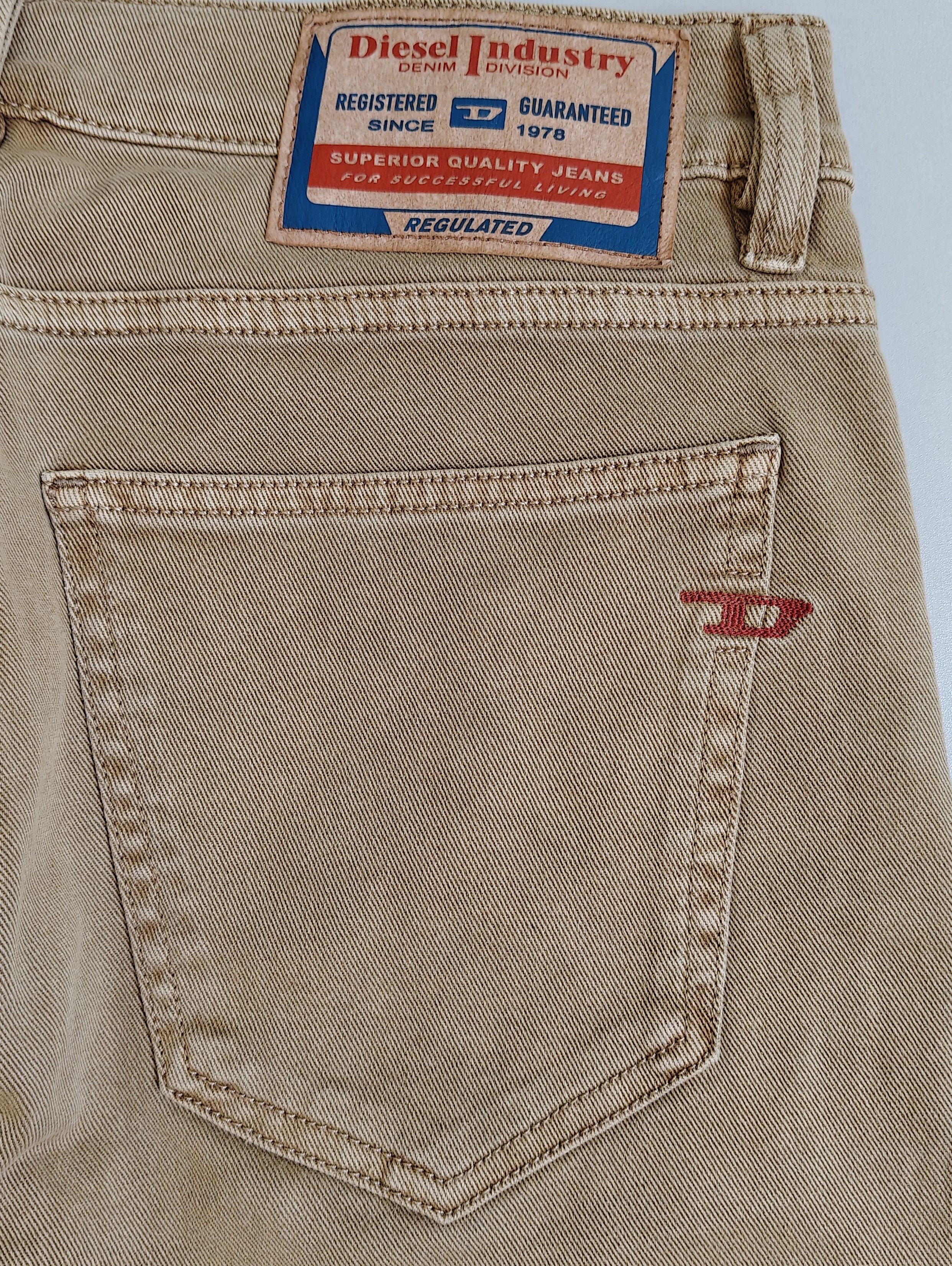 Diesel Diesel 2019 D STRUKT 0QWTY Men's Jeans Free Shipping T/ 9542 Size US 29 - 4 Thumbnail