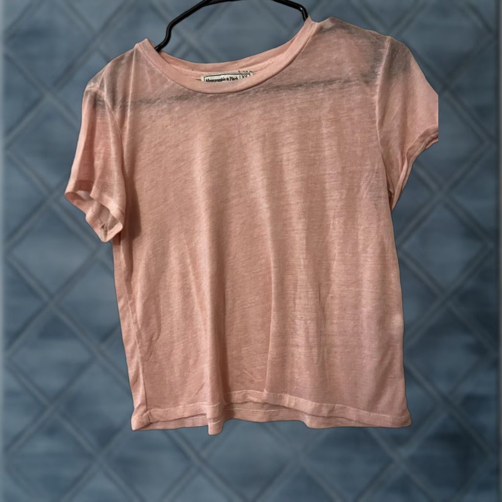 Abercrombie & Fitch Abercrombie & Fitch T Shirt Women XS Pink Short Sleeve Round Neck Casual Basic - Womens XS Pink T-Shirt Abercrombie & Fitch Size XS / US 0-2 / IT 36-38 - 1 Thumbnail