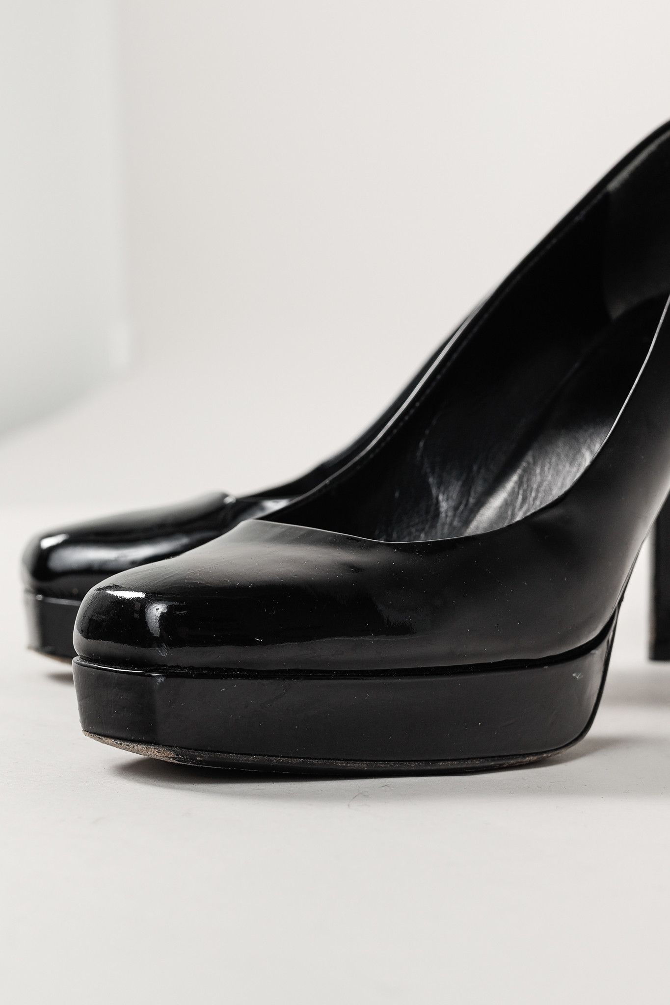 Gucci Gucci Nero Vernice Crystal Square-Toe Platform Pumps Size US 8 / IT 38 - 7 Thumbnail