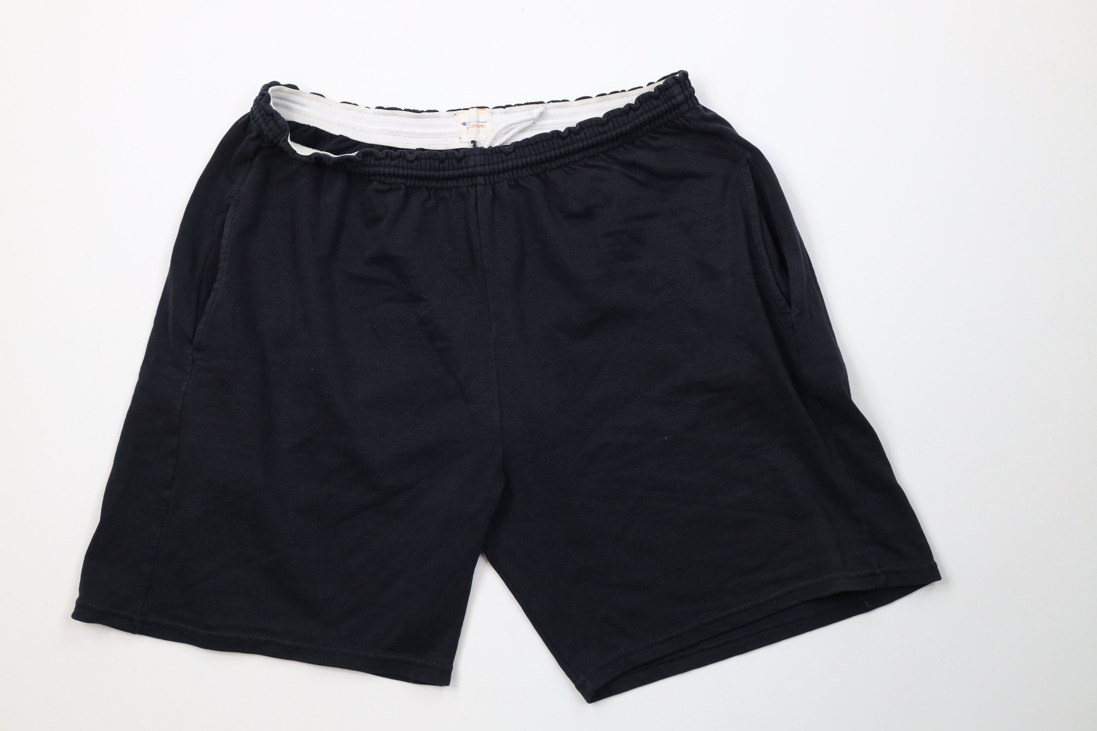 Champion Vintage 90s Champion Heavyweight Above Knee Shorts Black Size US 34 / EU 50 - 1 Thumbnail