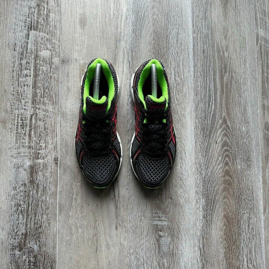 Asics ASICS • GEL-Kayano 19 (6M) Size US 6 / EU 39 - 10 Thumbnail