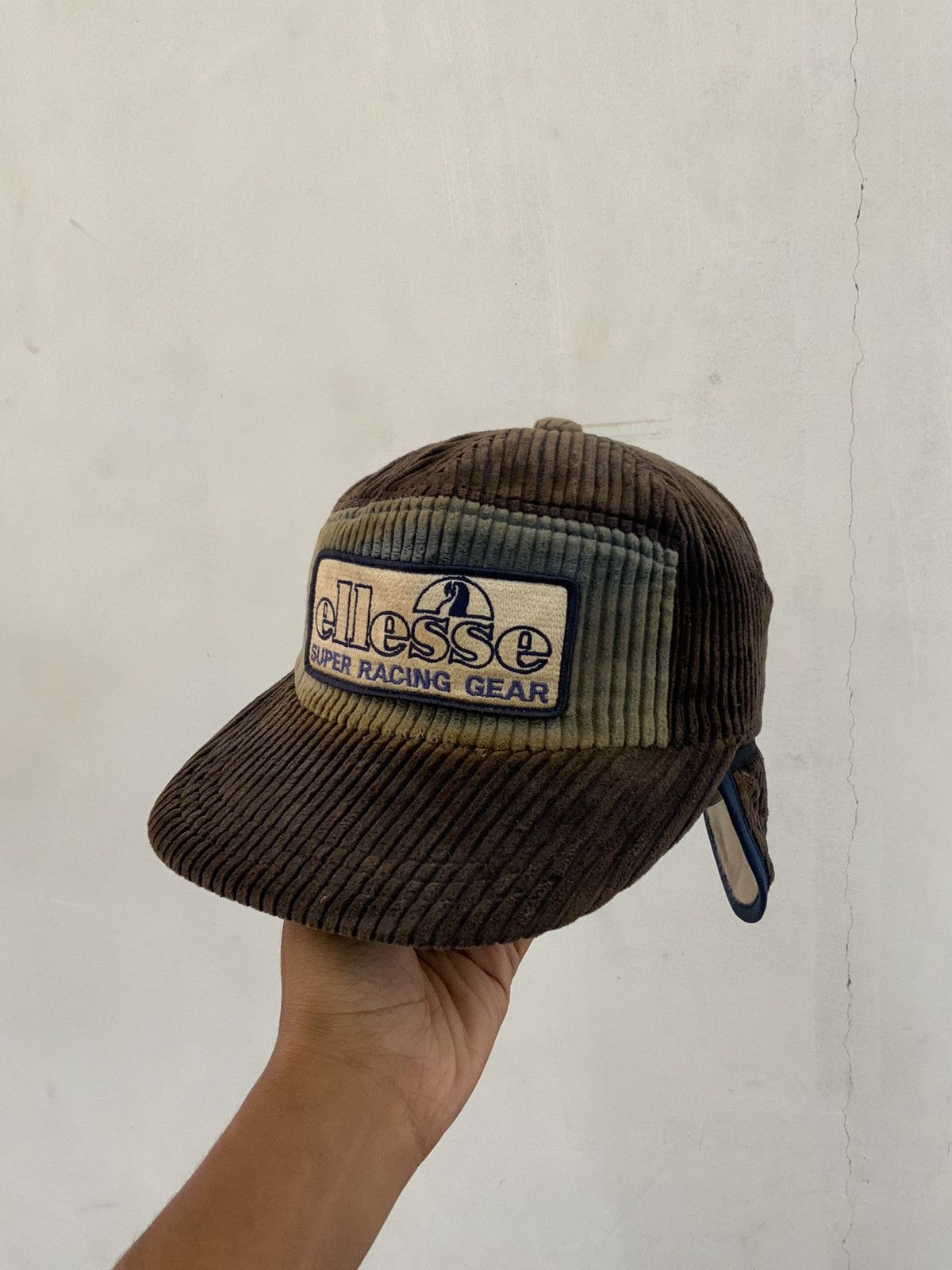 Ellesse Vintage Ellesse Rusty Fade Spellout Ski Hat Size ONE SIZE - 2 Thumbnail