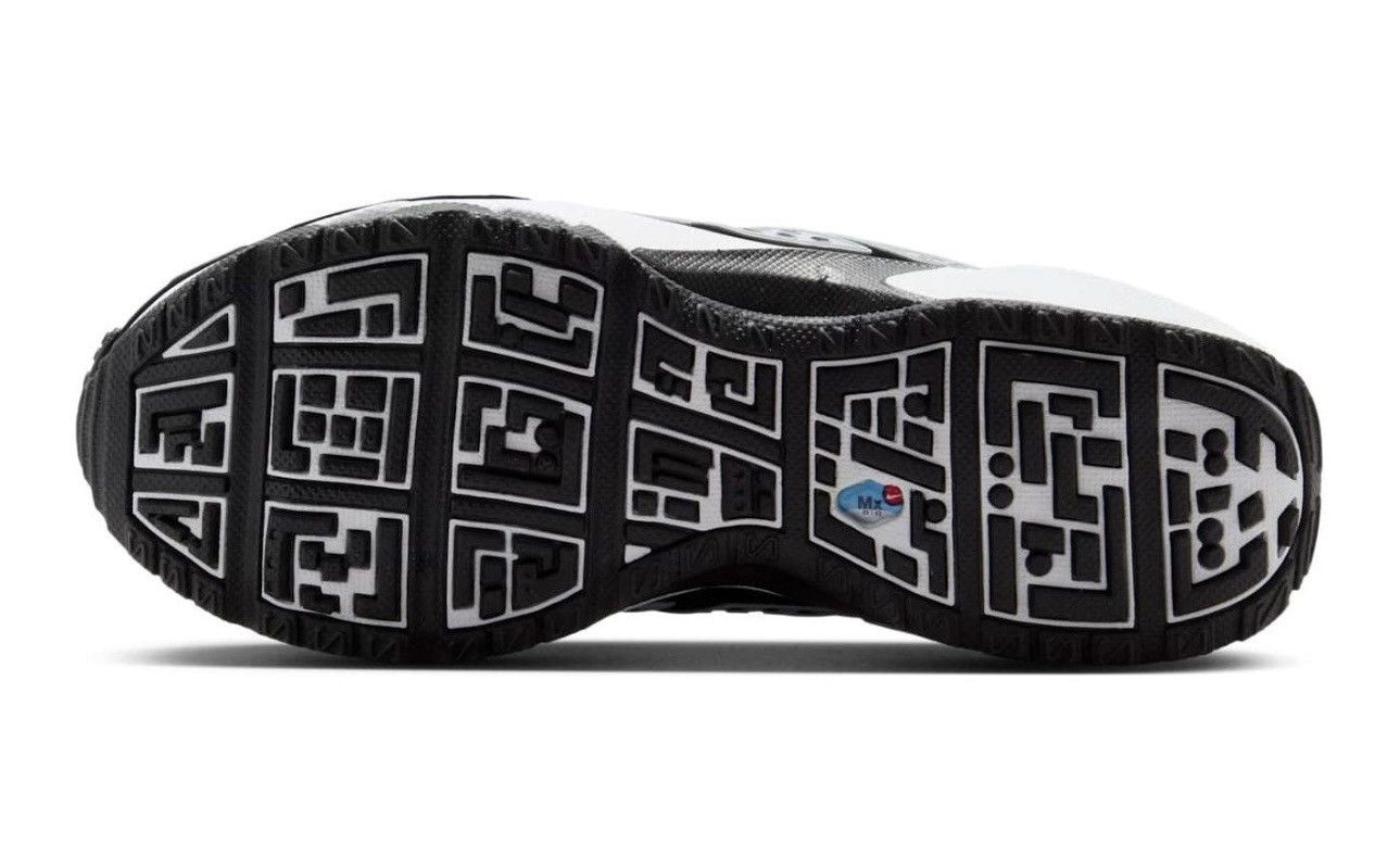 Nike Nike Air Max SNDR ‘Panda’ - Men’s Size 10.5, Women’s Size 12 Size US 10.5 / EU 43-44 - 6 Thumbnail