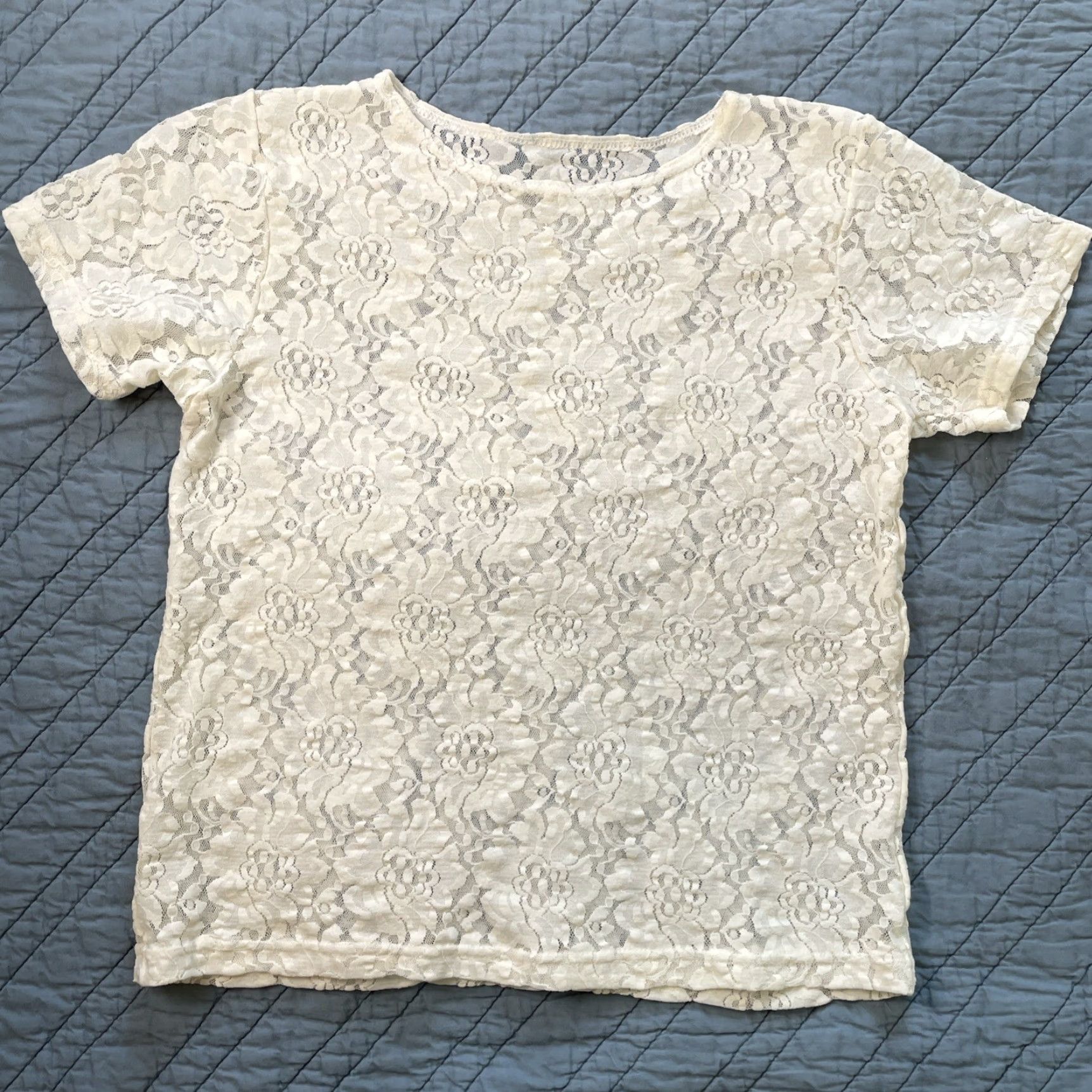 Vintage Cream Lace Short Sleeve Fitted Top, Small/Medium, Vintage, Romance, Cottagecore, Women, Blouse Size S / US 4 / IT 40 - 7 Thumbnail