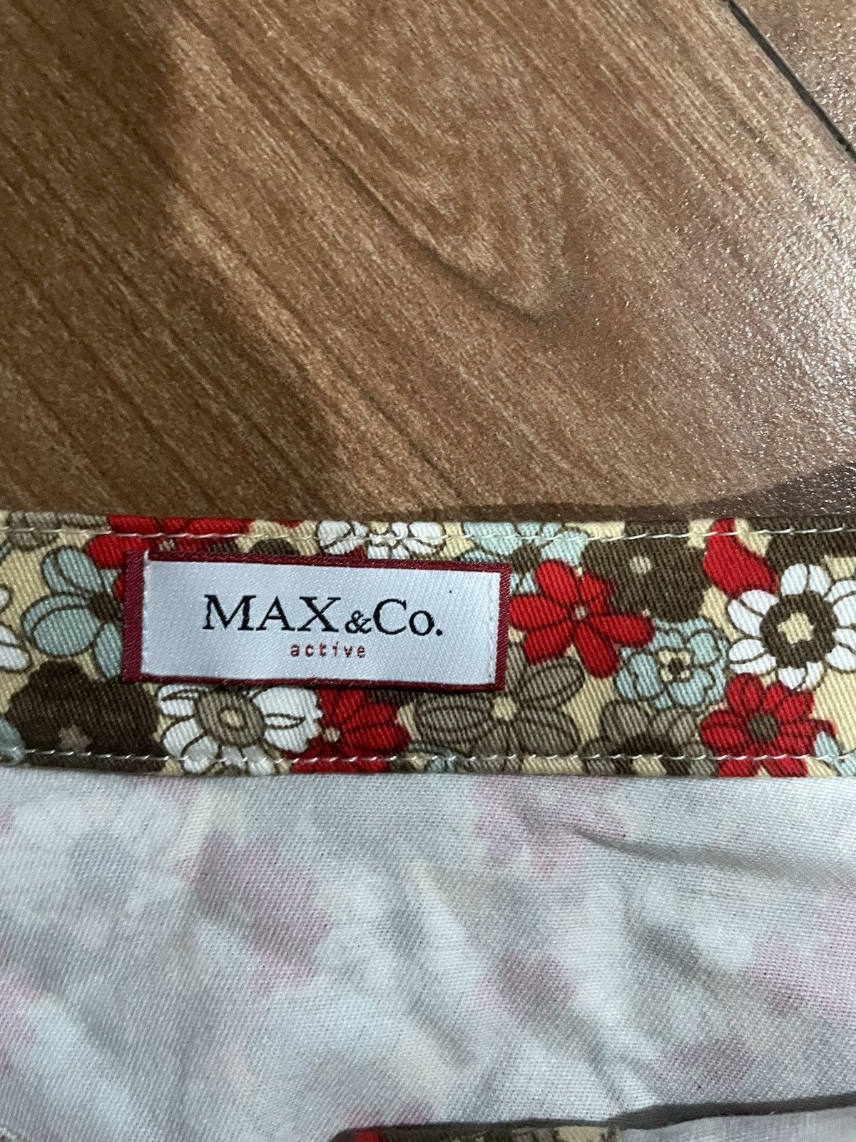 MAX&Co. Max &Co. flora skirt Size 27" / US 4 / IT 40 - 3 Thumbnail