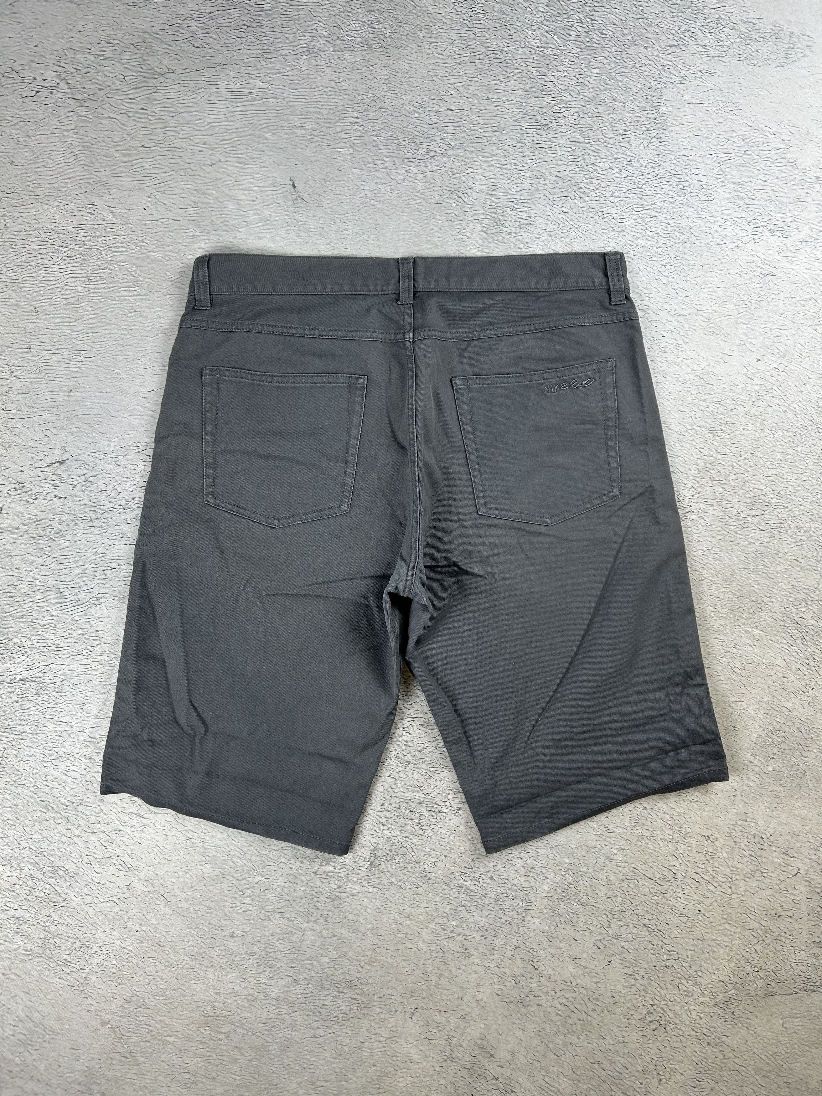 JNCO Nike 6.0 Shorts Skatebording Gray Streetwear Baggy Sk8 Size US 34 / EU 50 - 4 Thumbnail
