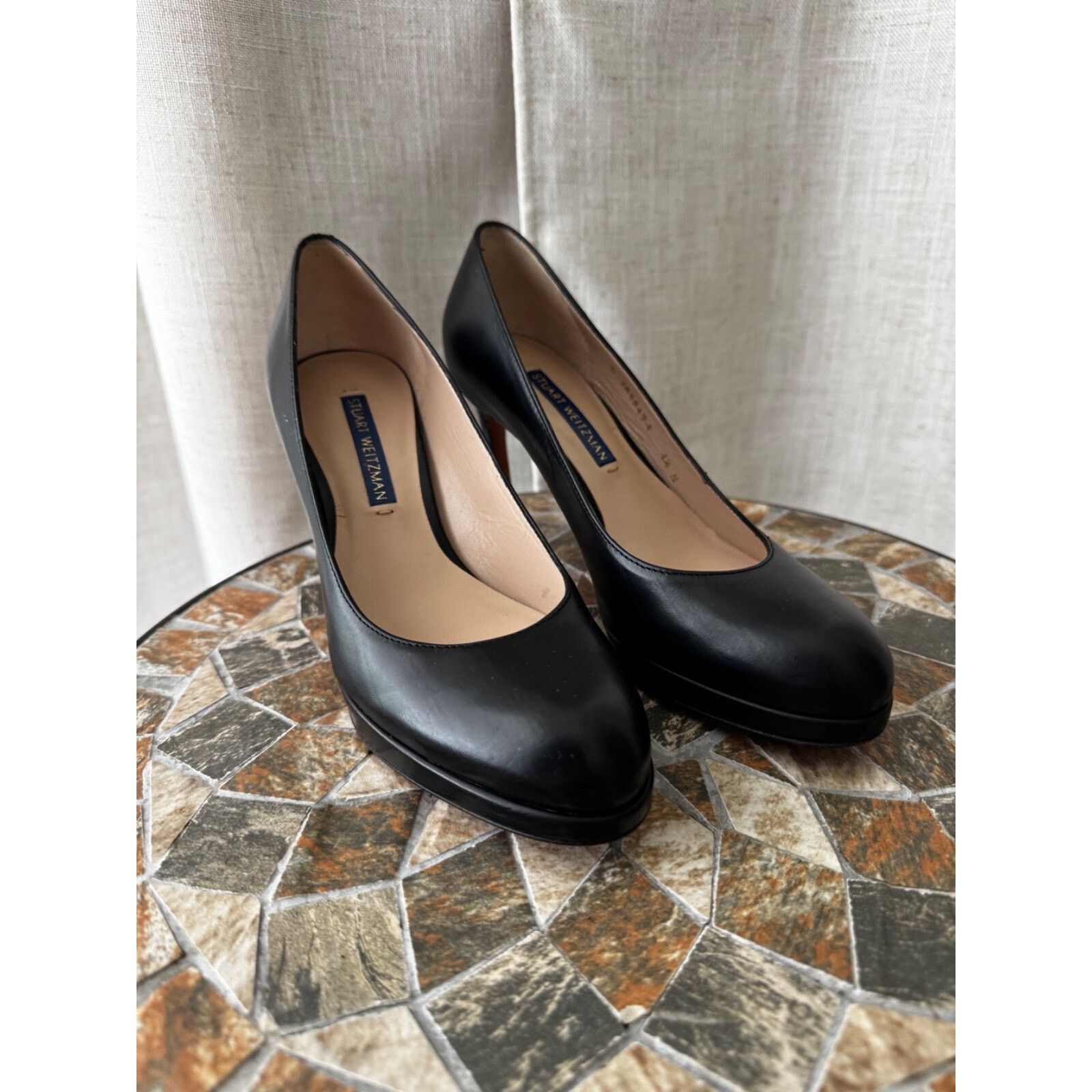 Stuart Weitzman Stuart Weitzman Black Leather Pumps Size 4.5 – Made in Spain Size US 4.5 / IT 34.5 - 1 Thumbnail
