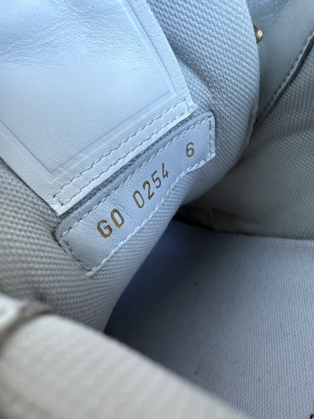 Louis Vuitton White/gray trainers Size US 7 / EU 40 - 10 Thumbnail