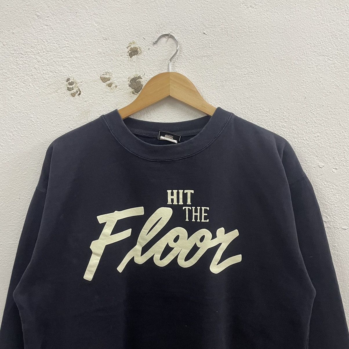 Vintage 🔥Vintage NKLS Streetwear Hit The Floor Spellout Sweatshirts Size US M / EU 48-50 / 2 - 3 Thumbnail