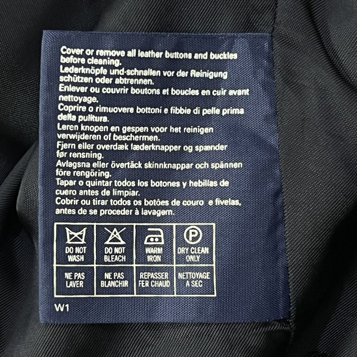 Burberry Burberry Double Breasted Navy Blazer Gold Button 42R Size US L / EU 52-54 / 3 - 14 Thumbnail