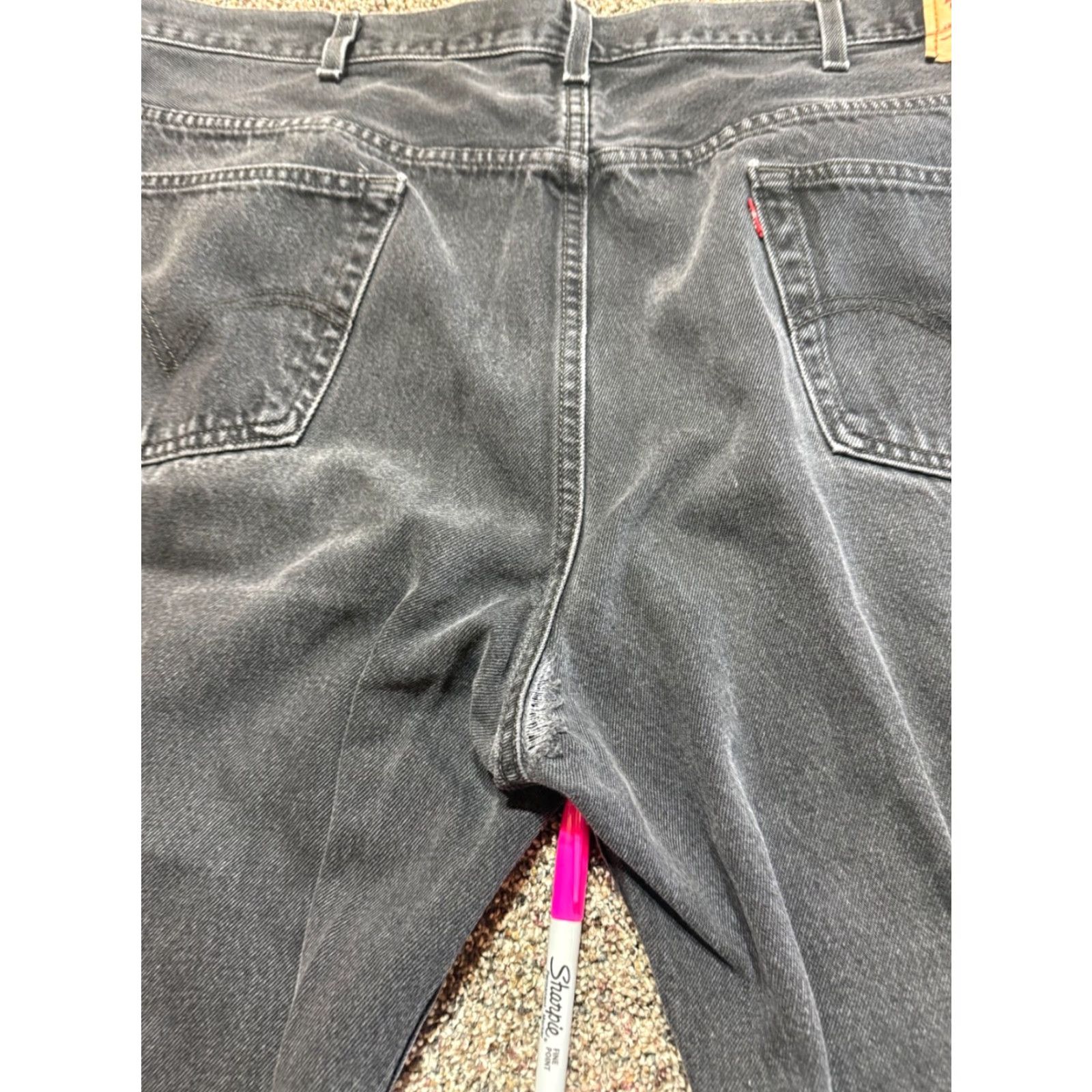 Levi's VINTAGE Levi's 550 Jeans Men 48 Charcoal Black Denim Straight Relaxed 48X32 Jeans Mens 90s Style Levi's 500 Series Size US 32 / EU 48 - 6 Thumbnail