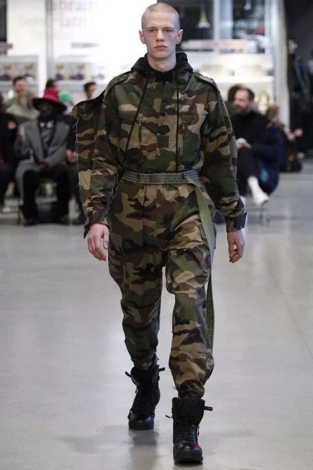 Vetements Vetements Runway Camo Fake Two-Piece Jacket Hoodie Size US M / EU 48-50 / 2 - 9 Thumbnail