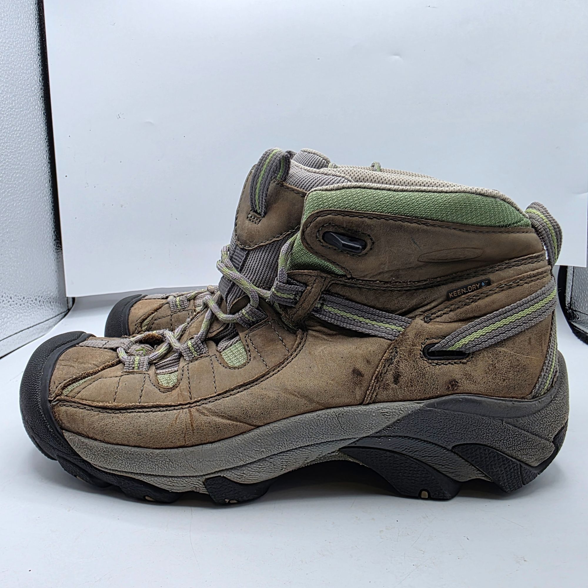 KEEN KEEN Targhee II Mid Womens Size 9 Waterproof Hiking Boots Br Size US 9 / IT 39 - 13 Thumbnail