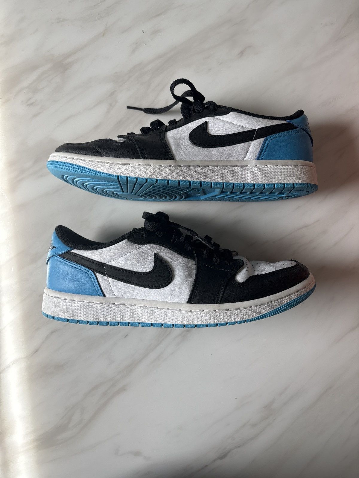 Jordan Brand Jordan 1 Retro Low OG Powder Blue Size US 9 / EU 42 - 2 Thumbnail