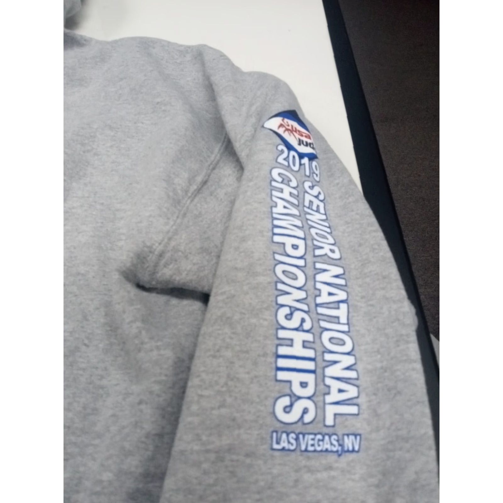 Gildan VINTAGE 2019 Judo Senior National Championship Las Vegas Gildan Heavy Blend Hoodie 2XL Gray Mens Size US XXL / EU 58 / 5 - 3 Thumbnail