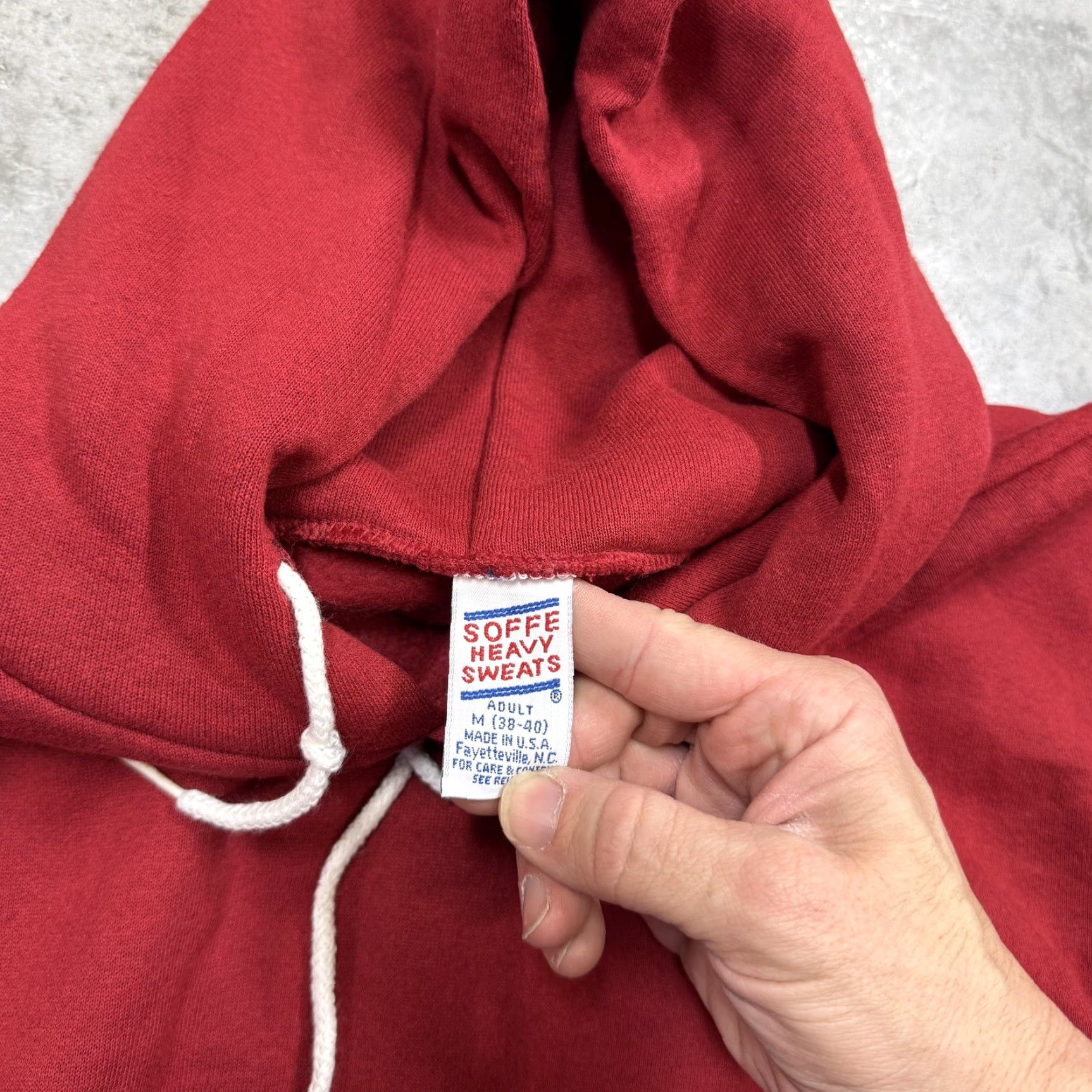 Soffe VINTAGE Soffe Hoodie Mens M Red Heavyweight Pullover Pockets All Seasons 90s Size US M / EU 48-50 / 2 - 5 Thumbnail