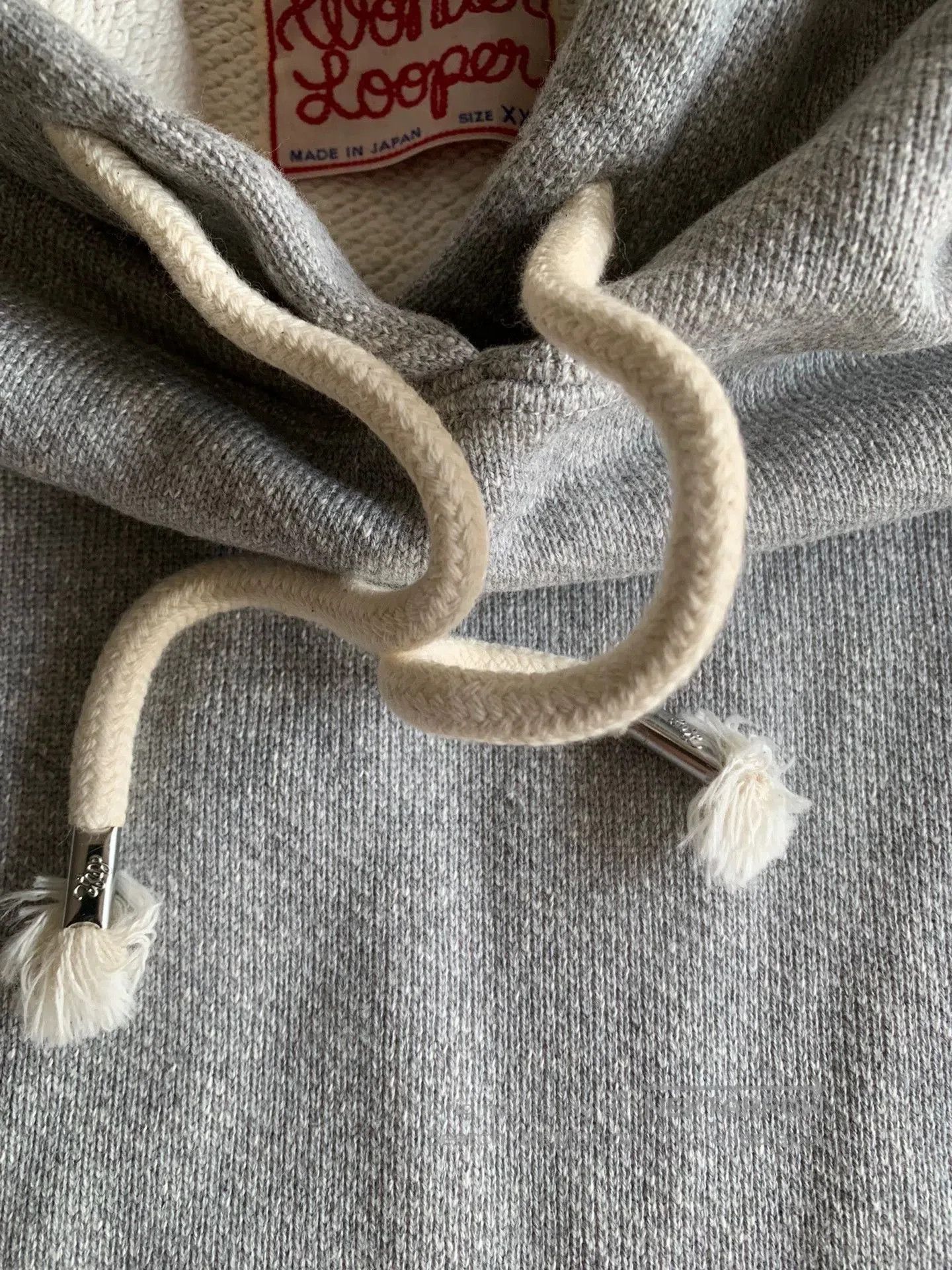 Wonderlooper Gray Hoodie with Drawstring and Front Pocket. Size US XXL / EU 58 / 5 - 3 Thumbnail