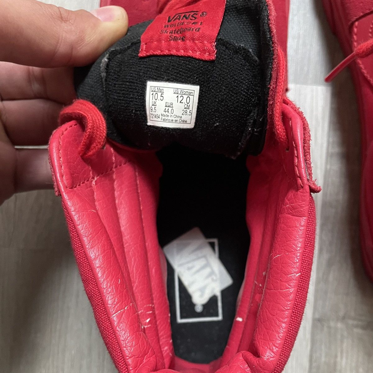 Vans Rare! Vans Sk8-Hi “Mono Red” 2016 Size US 10.5 / EU 43-44 - 7 Thumbnail