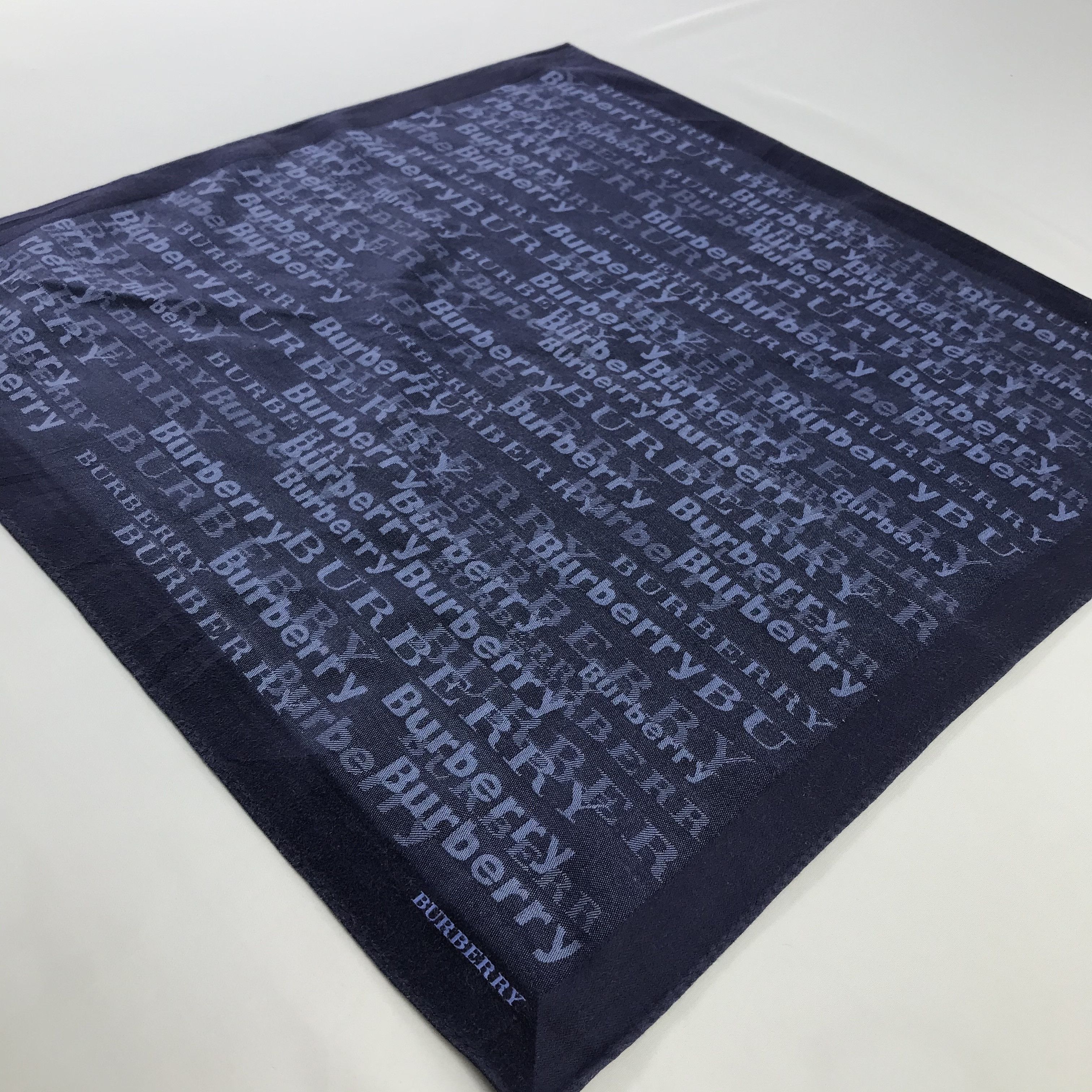 Burberry × Vintage Burberry Bandana / Handkerchief / Neckerchief - S845 Size ONE SIZE - 2 Thumbnail