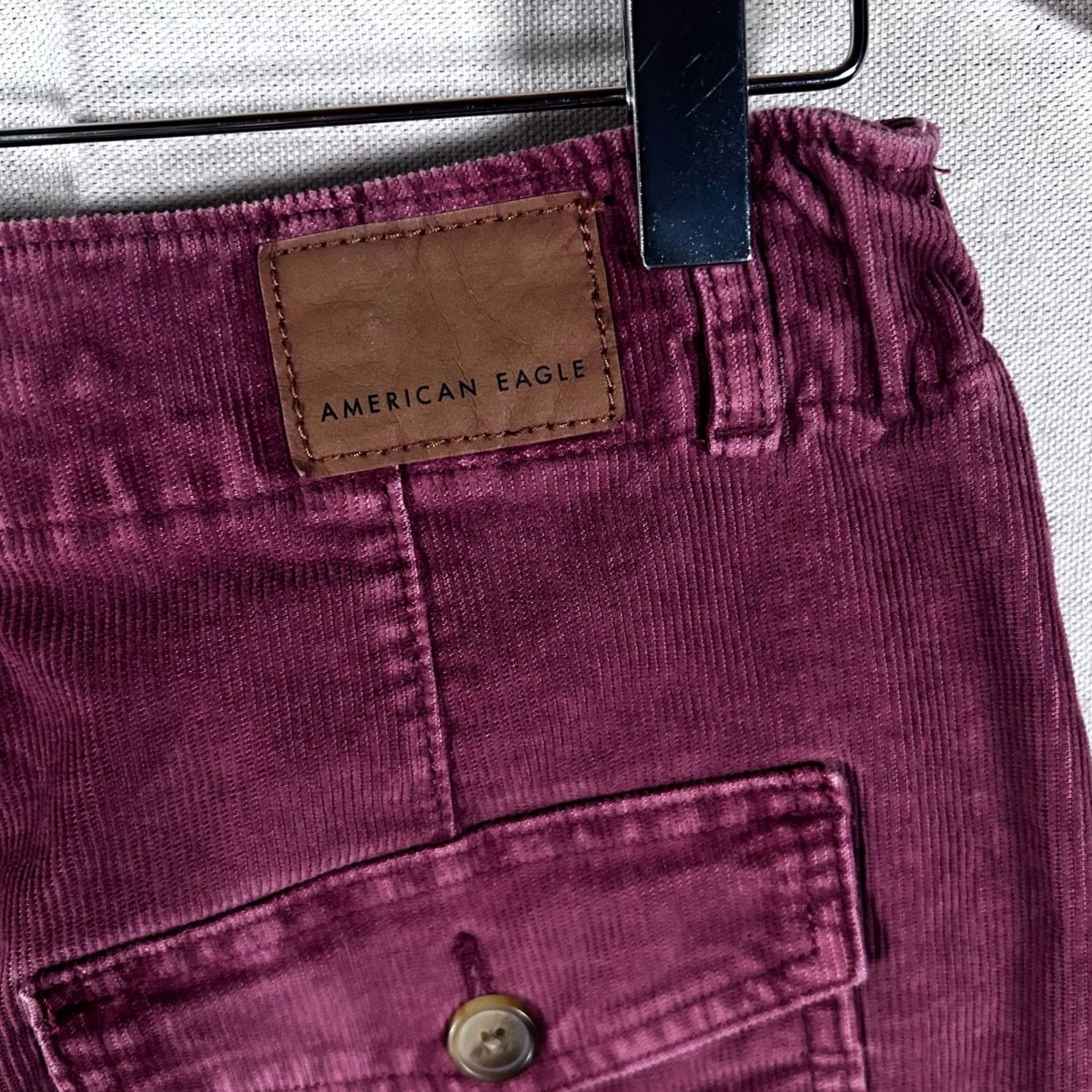 American Eagle Outfitters American Eagle Corduroy Mini Skirt Women 2 Maroon Super Stretch High Waist Skirt Size 26" / US 2 / IT 38 - 3 Thumbnail