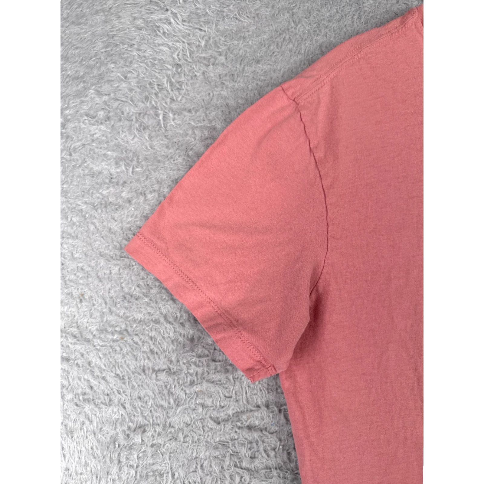 The North Face The North Face Shirt Men Small Petite Pink Short Sleeve Crew Neck Cotton Jersey Logo T-Shirt Mens 90s Outdoor Featured Size US S / EU 44-46 / 1 - 3 Thumbnail