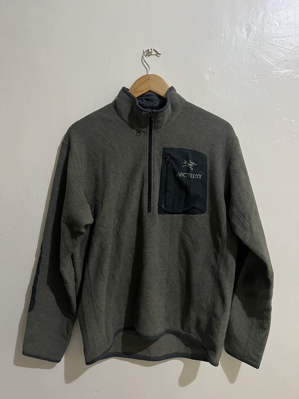 トップス ARC TERYX SYSTEM _A FARADAY HALF ZIP トップス ARC TERYX SYSTEM _A FARADAY HALF ZIP ARC TERYX SYSTEM _A