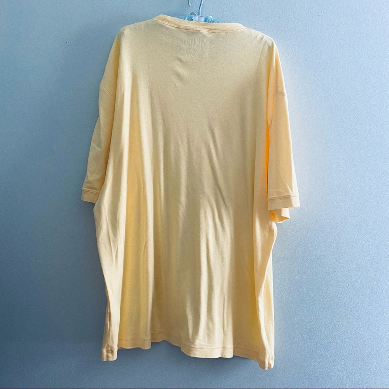 Tommy Hilfiger Tommy Hilfiger solid yellow tee Size US XXL / EU 58 / 5 - 3 Thumbnail
