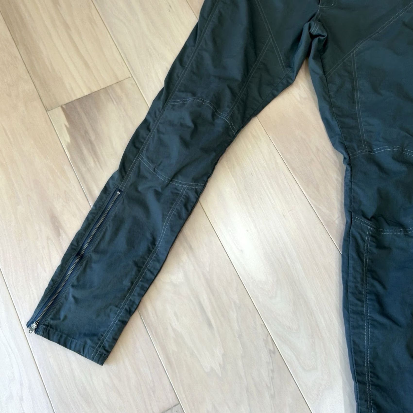 Vintage Kuhl Ankle Womens 6 Green Inspiratr Zip Pant Inseam Women Reg Size 28" / US 6 / IT 42 - 3 Thumbnail