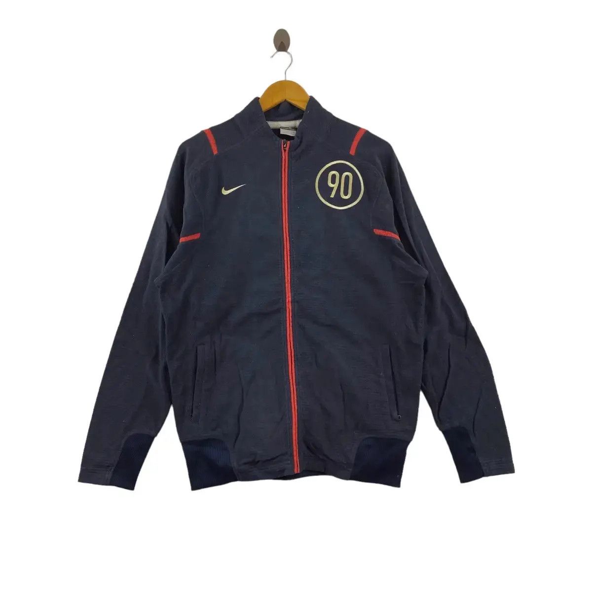 Nike Vintage NIKE SPHERE THERMAL Total 90 Zipper Sweatshirt Size US L / EU 52-54 / 3 - 1 Thumbnail