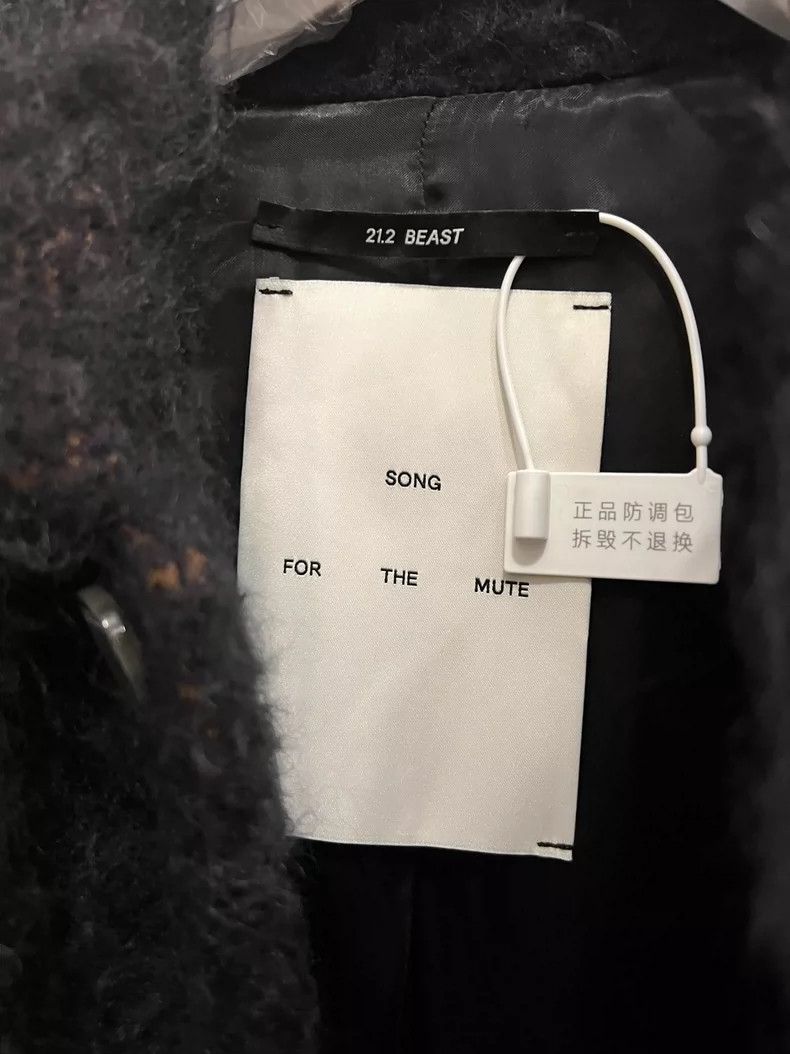Song For The Mute Song For The Mute Angora wool coat Size US M / EU 48-50 / 2 - 3 Thumbnail