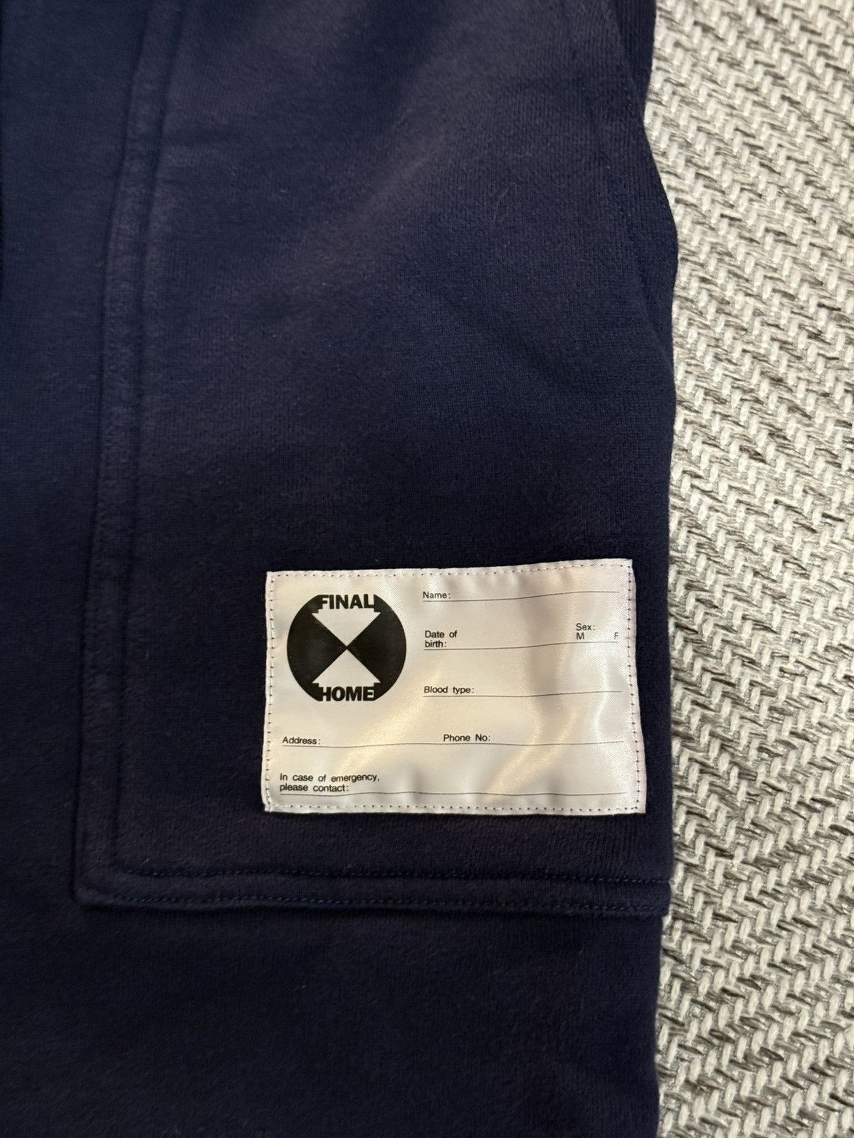 Final Home Final home survival jogging pants sweat pants multi pockets Size US 32 / EU 48 - 6 Thumbnail