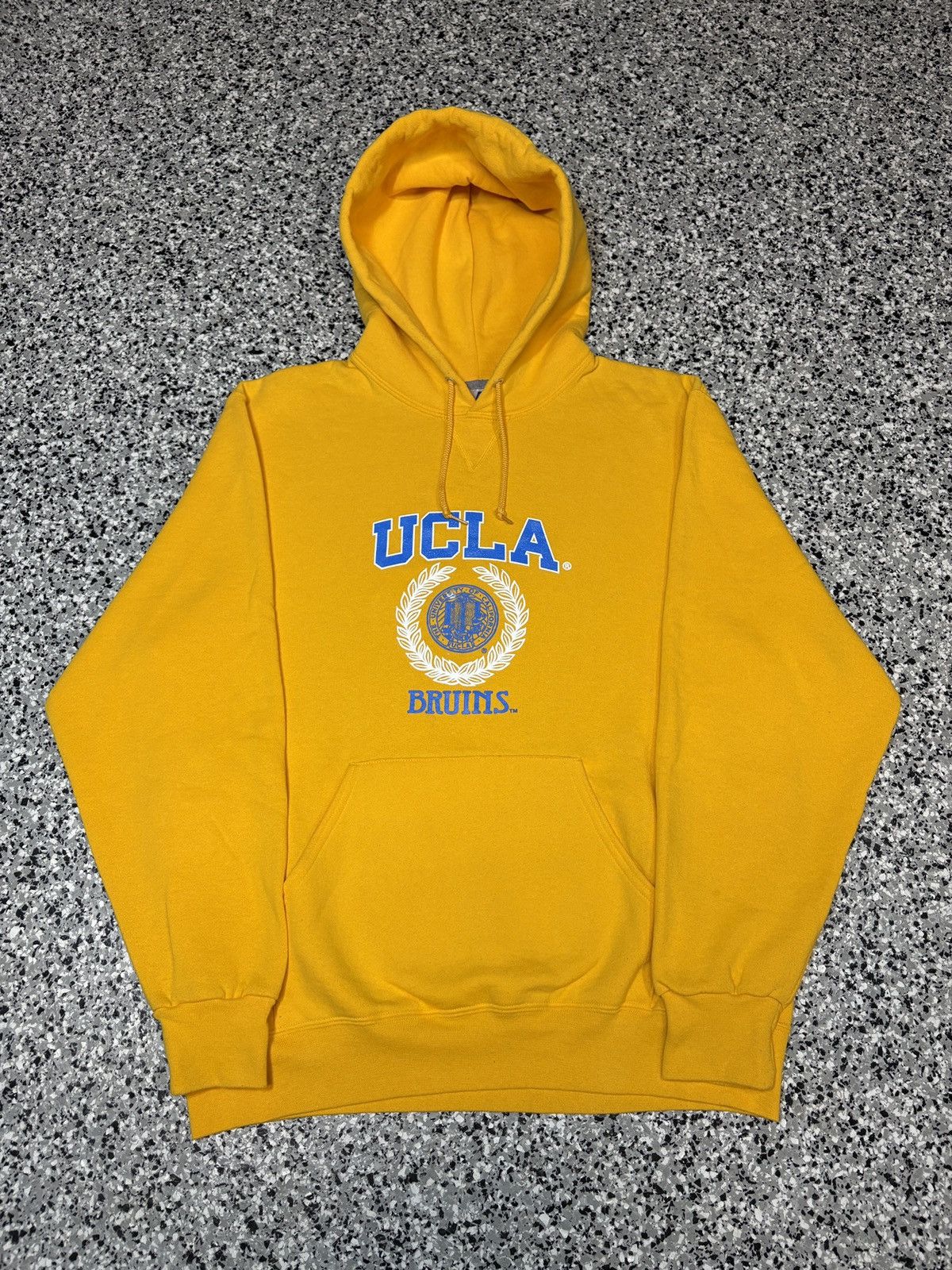 NCAA Vintage 2000s Russel Ath. UCLA College Hoodie Size 2XL 0565 Size US L / EU 52-54 / 3 - 1 Thumbnail