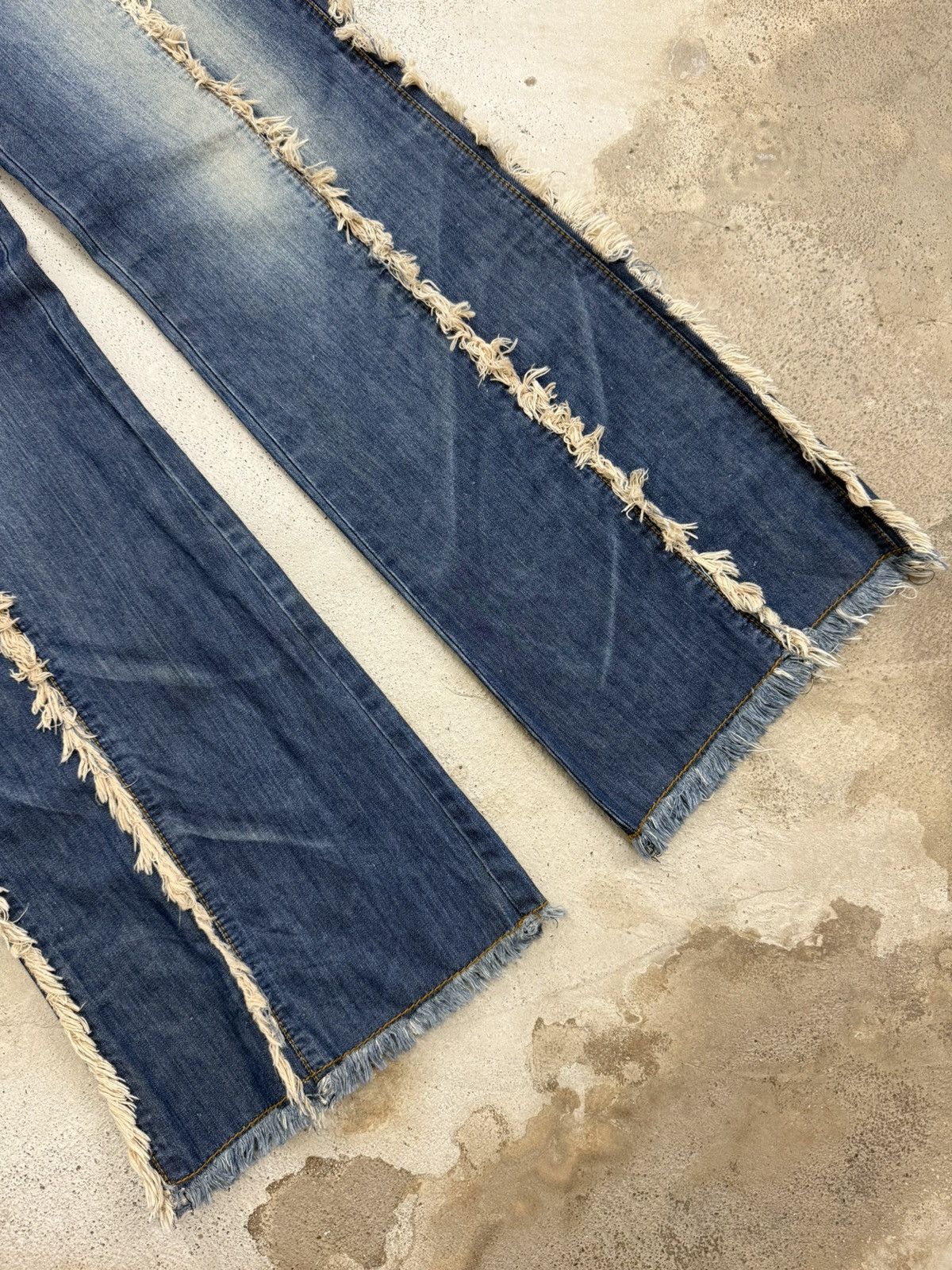 Japanese Brand d.i.a. jeans LGB Style Flare Unisex Denim Pants Size US 28 / EU 44 - 4 Thumbnail