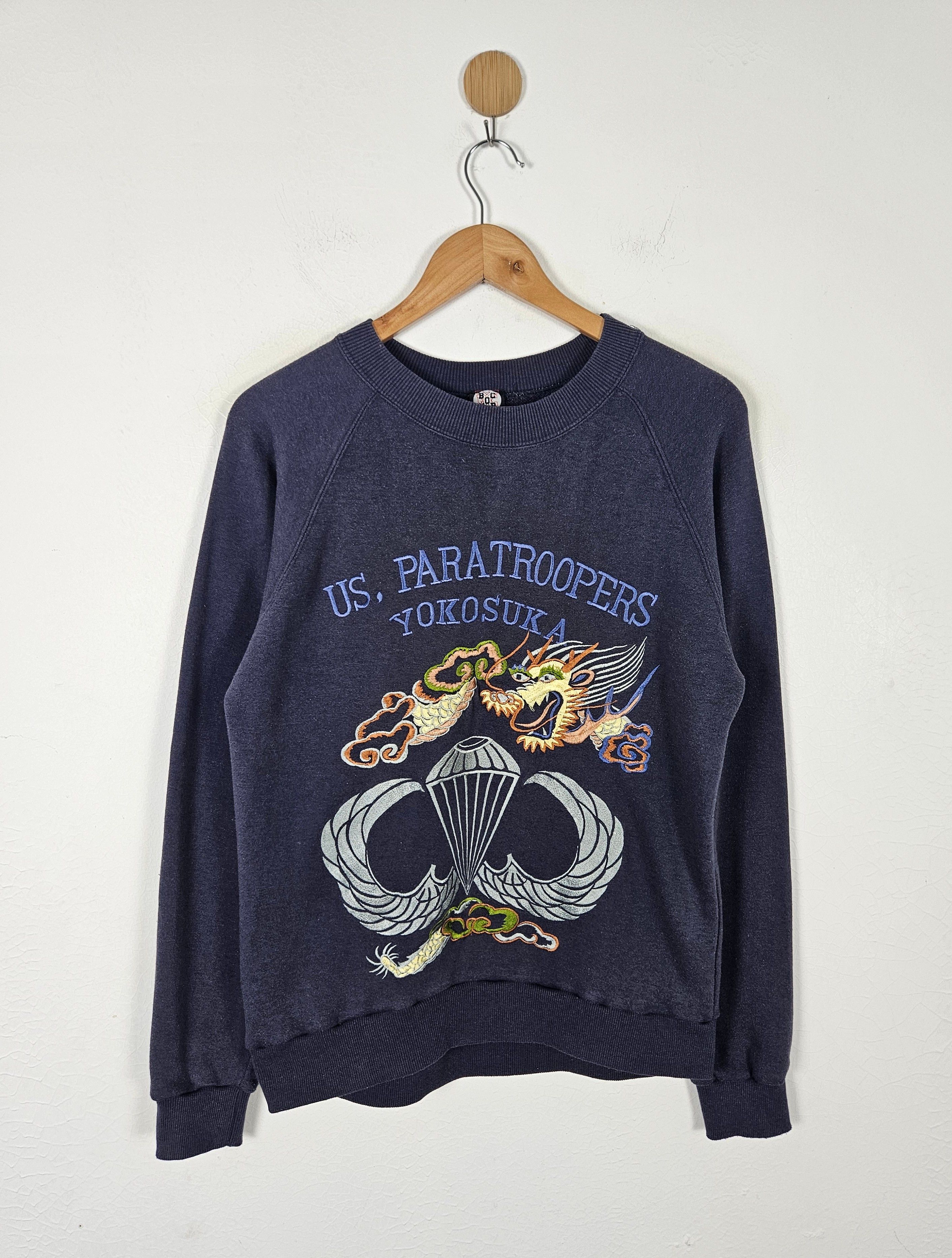 Vintage US Paratroopers Yokusuka military sukajan sweatshirt Size US M / EU 48-50 / 2 - 1 Thumbnail